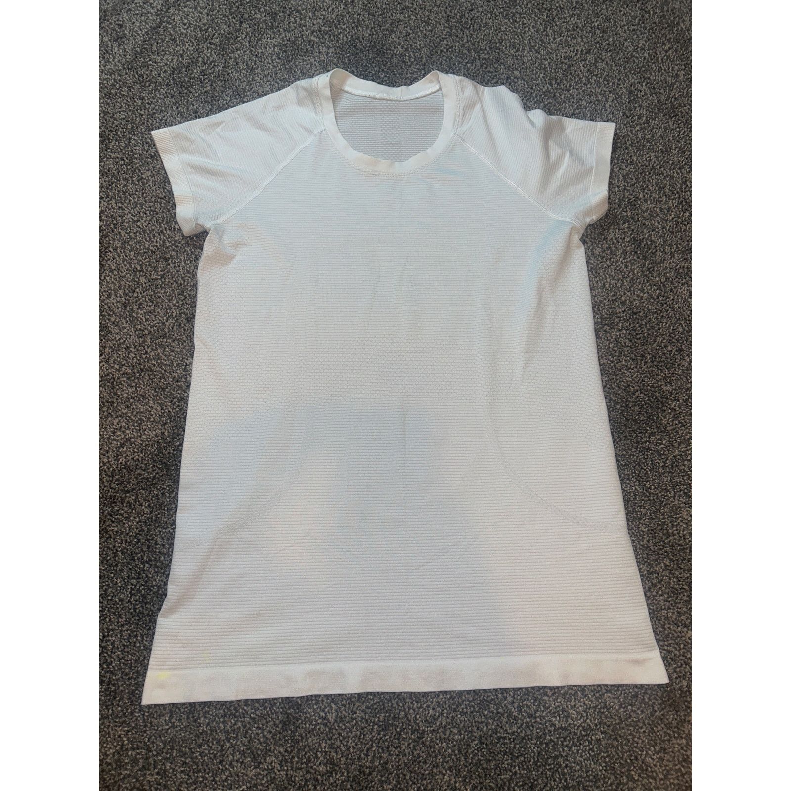 Lululemon Lululemon women’s white top size 10 Size L / US 10 / IT 46 - 1 Thumbnail