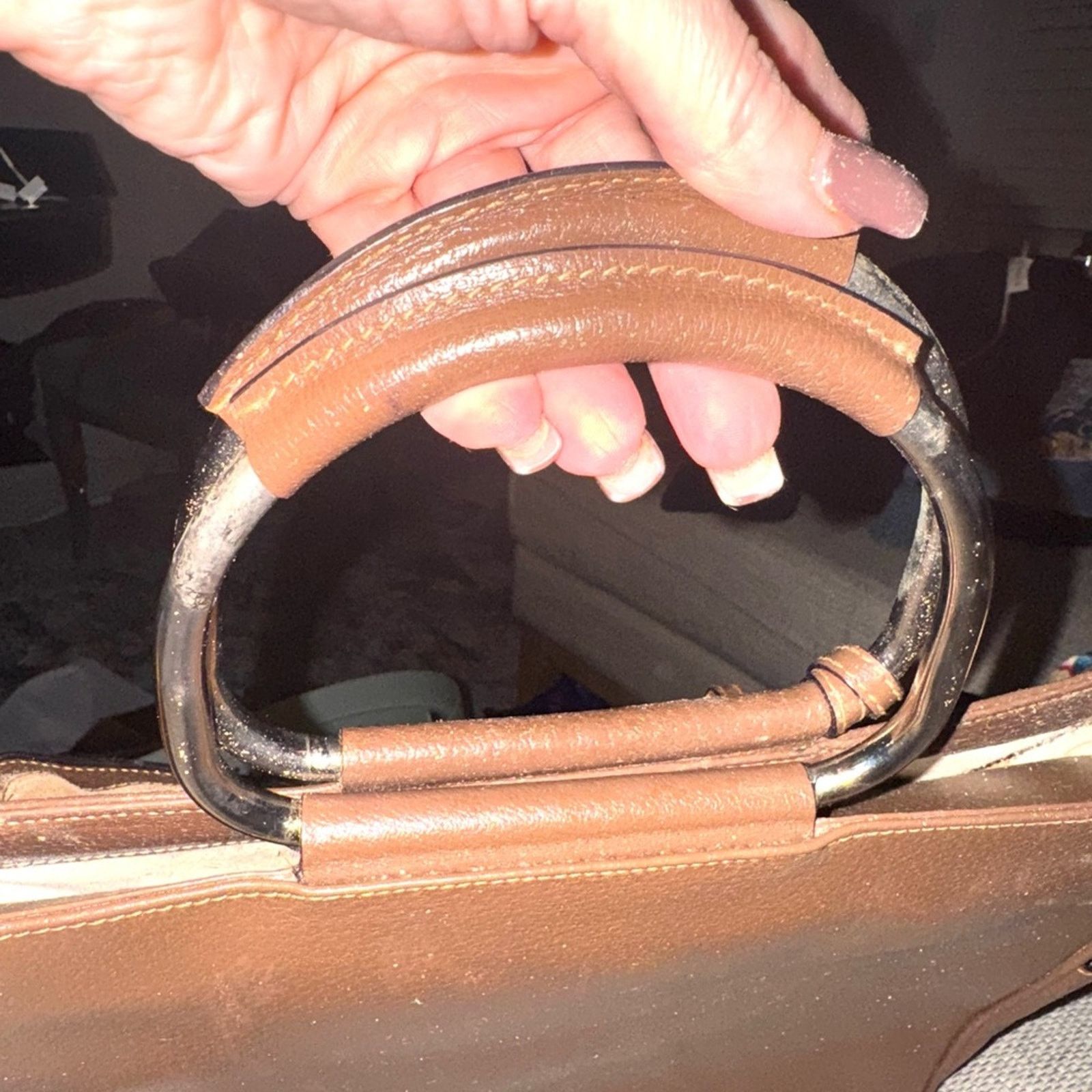Gucci Gucci, Tom Ford era brown, leather tote w/circle top handles Size ONE SIZE - 7 Thumbnail