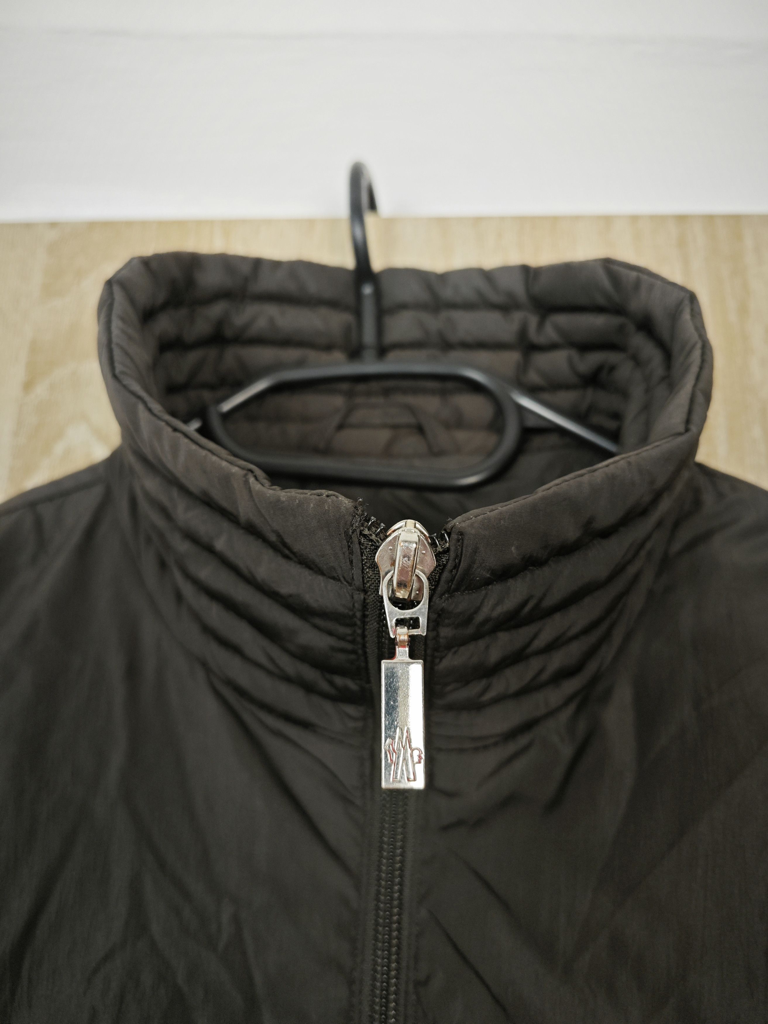 Moncler Moncler vintage jacket Size L / US 10 / IT 46 - 6 Thumbnail