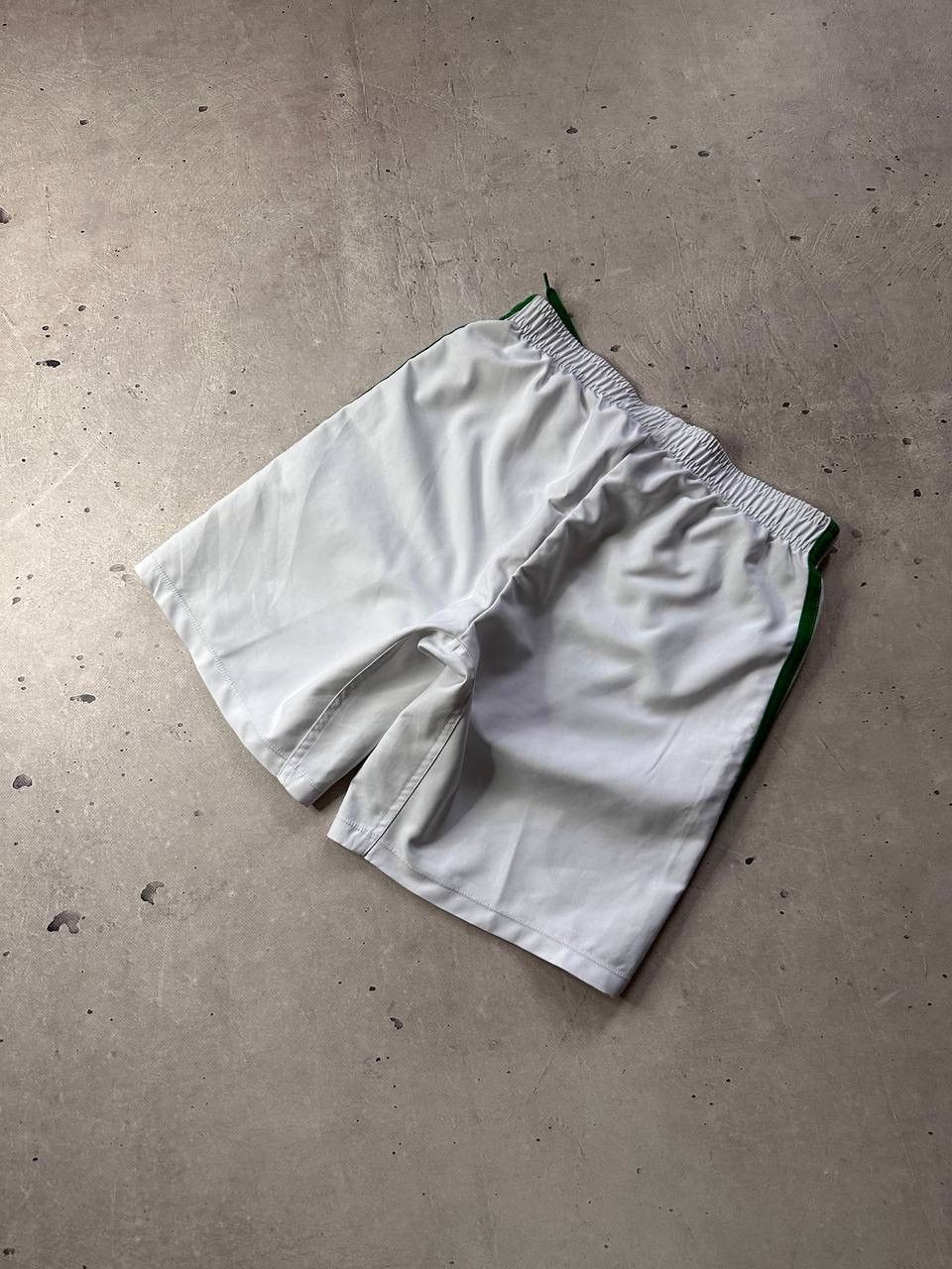 Umbro × Vintage Umbro Ireland National Team Soccer Shorts Size US 32 / EU 48 - 5 Thumbnail