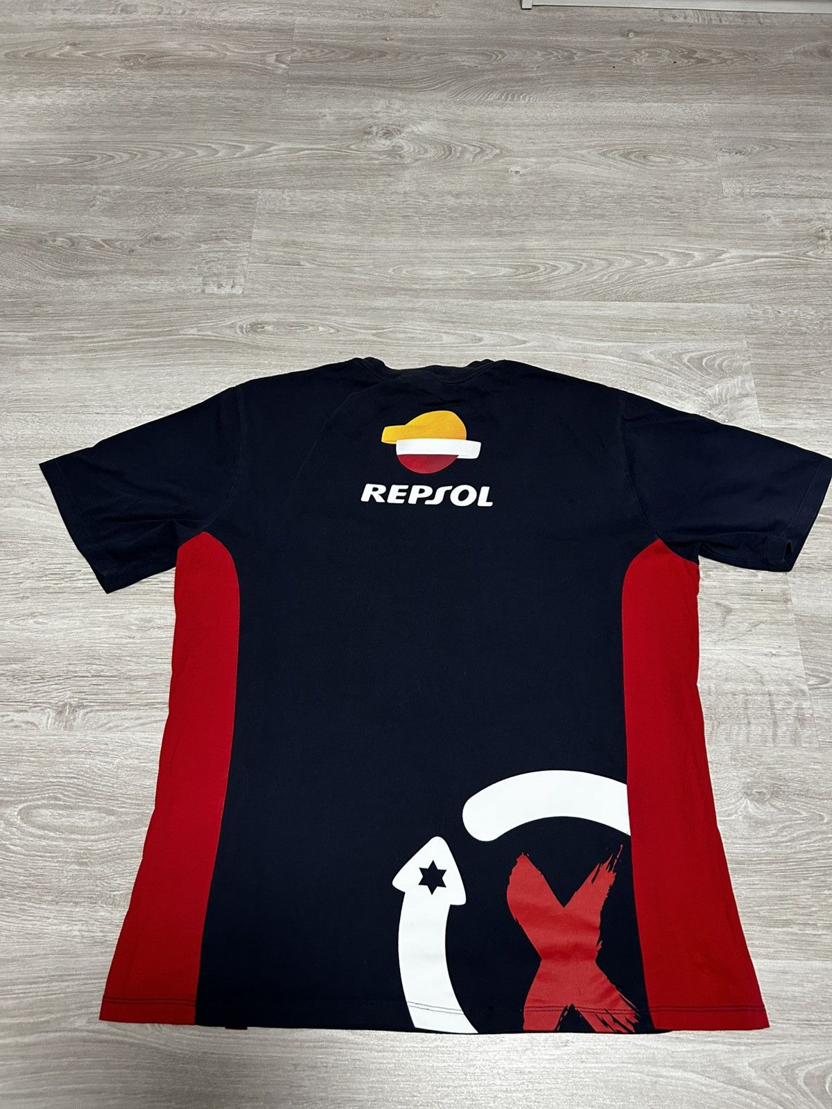 Honda Vintage Honda Repsol Jersey Moto GP T-shirt 99# Size US XL / EU 56 / 4 - 7 Thumbnail