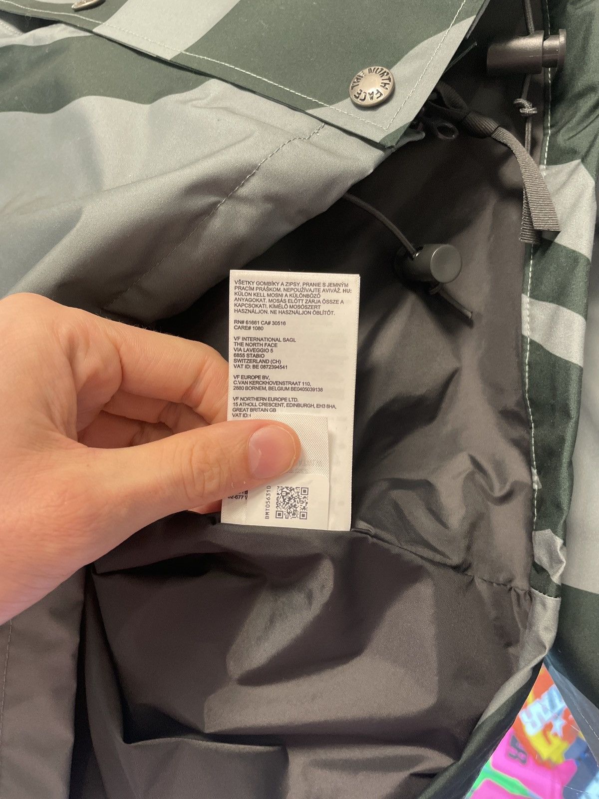Kaws × The North Face Kaws TNF Balsam Retro 1986 Jacket Size US XL / EU 56 / 4 - 7 Thumbnail