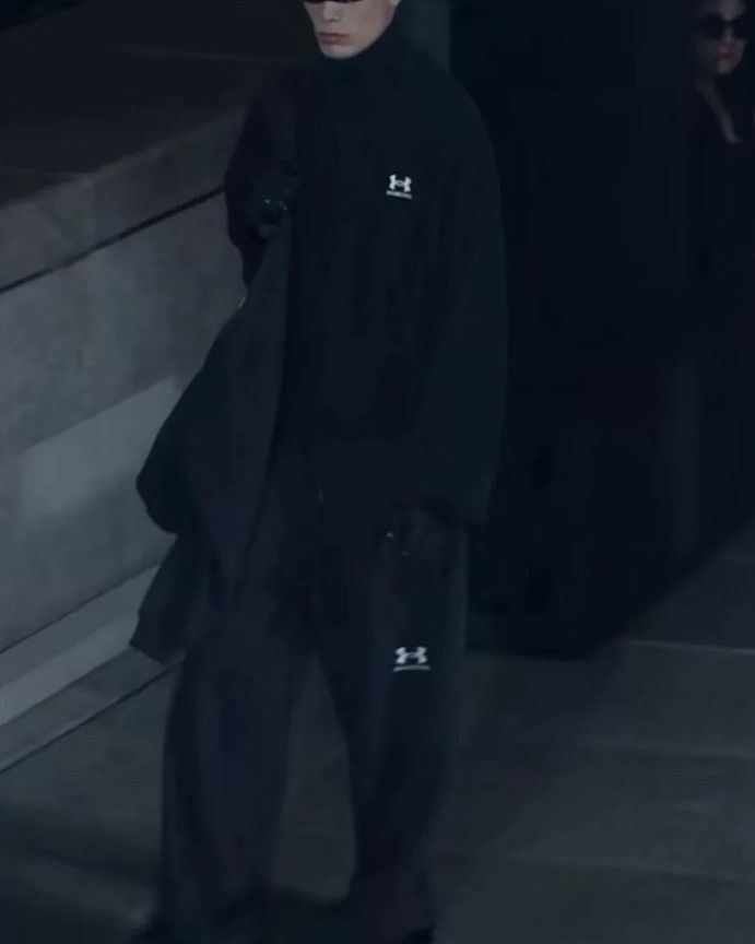 Balenciaga Balenciaga x Under logo zipper jacket2412-Nextarrow Size US M / EU 48-50 / 2 - 7 Thumbnail