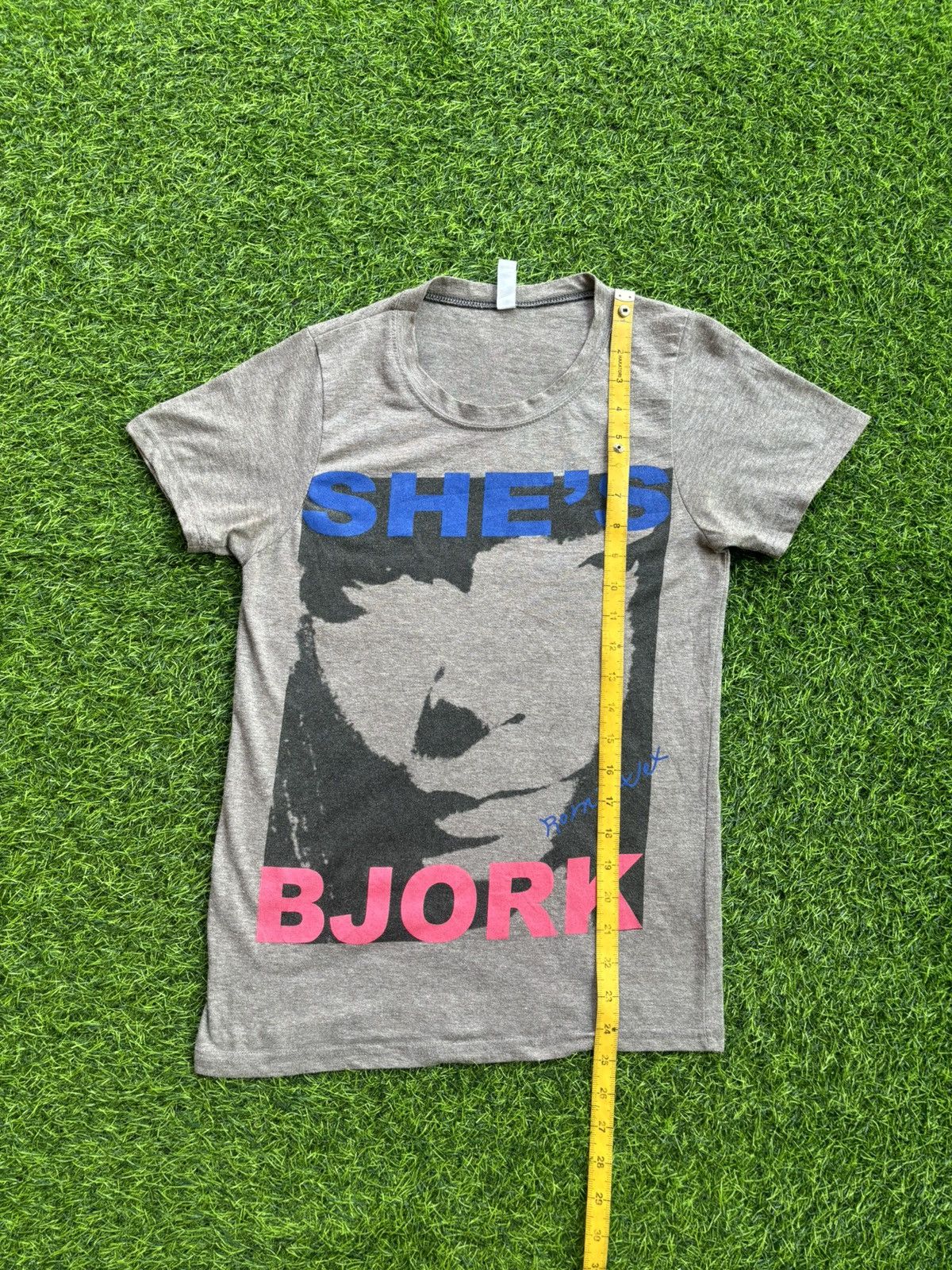 Hysteric Glamour Y2k Bjork She's phototee Tshirt Size US S / EU 44-46 / 1 - 6 Thumbnail