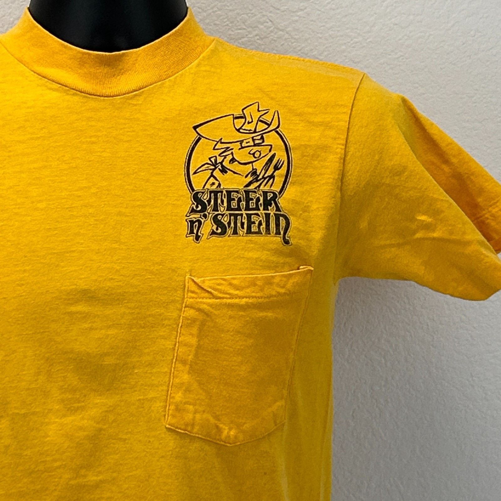 Anvil Vintage Steer N Stein Stay Off Grass Drink Wine T Shirt XS Size US XS / EU 42 / 0 - 12 Thumbnail