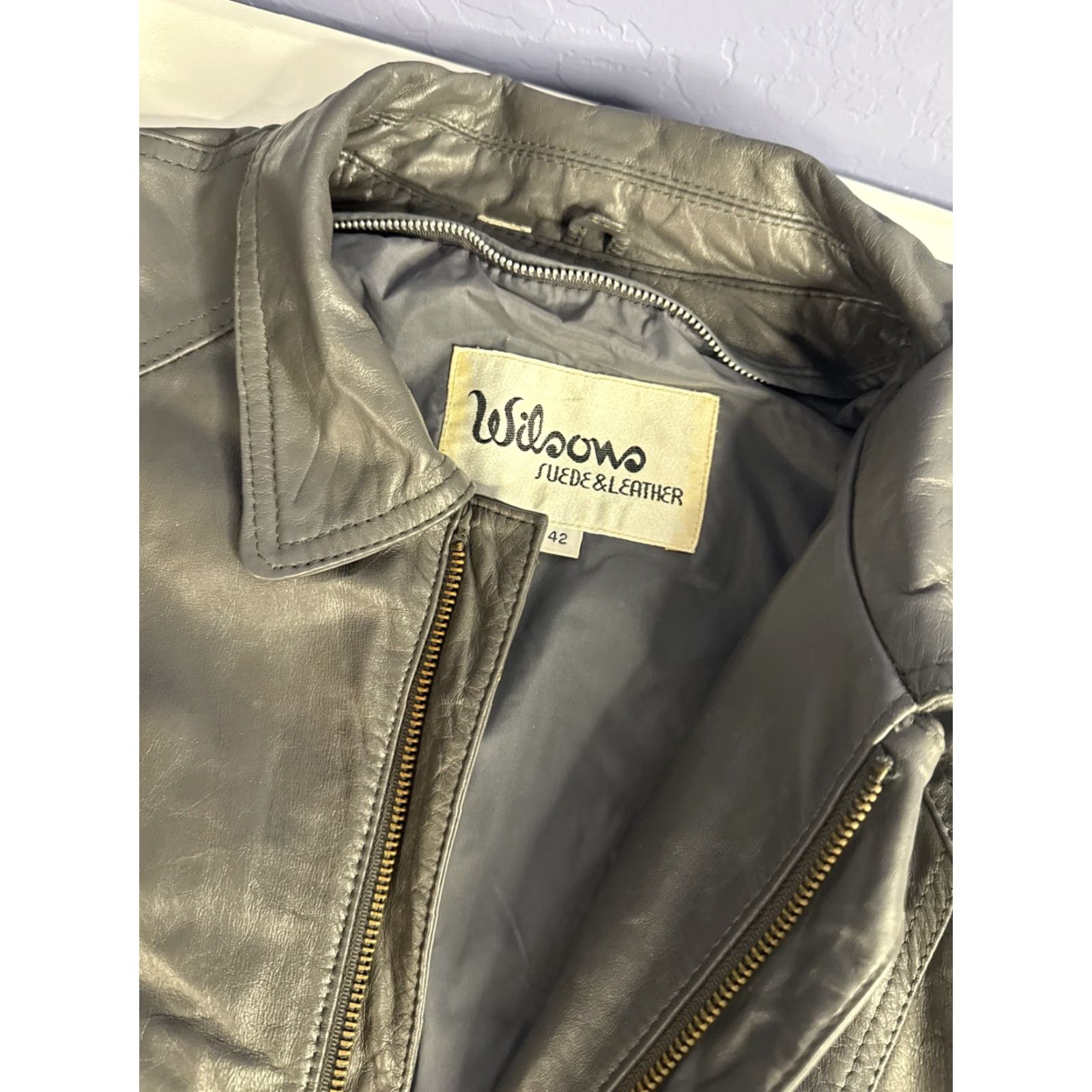 Wilson VINTAGE Wilson’s Leather Bomber Jacket Coat Men’s Sz 42 Gray Leather Coat Mens Small updates? Size US XS / EU 42 / 0 - 5 Thumbnail