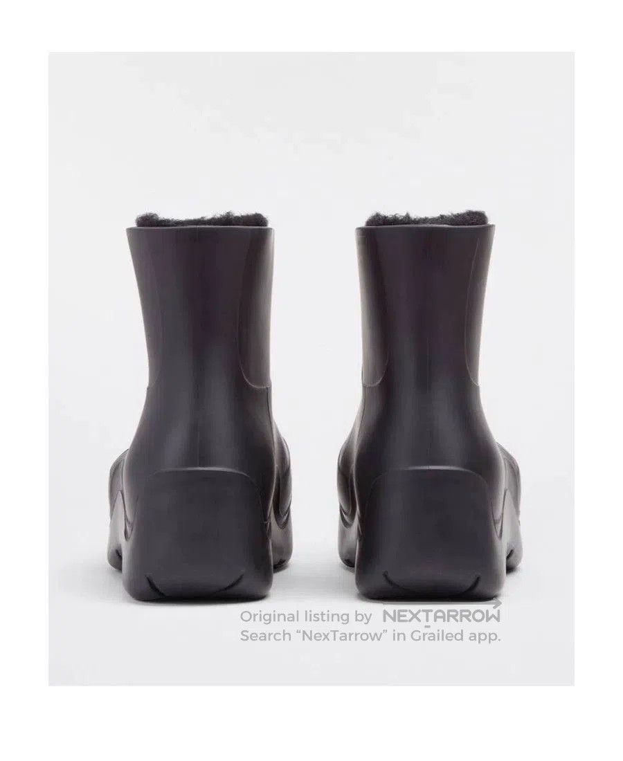 Bottega Veneta Bottega Veneta Puddle Rubber Rain Boot. Size US 5 / IT 35 - 9 Thumbnail