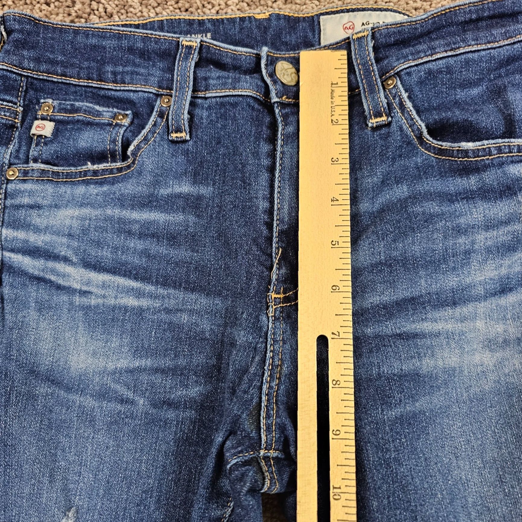 Vintage AG Adriano Goldschmied Jeans Skinny AG Farrah Dark Blue 26 Regular Inseam 28 Women denim, distressed, stretch, blue jeans, 90s-inspired? (adjust) Size 26" / US 2 / IT 38 - 4 Thumbnail