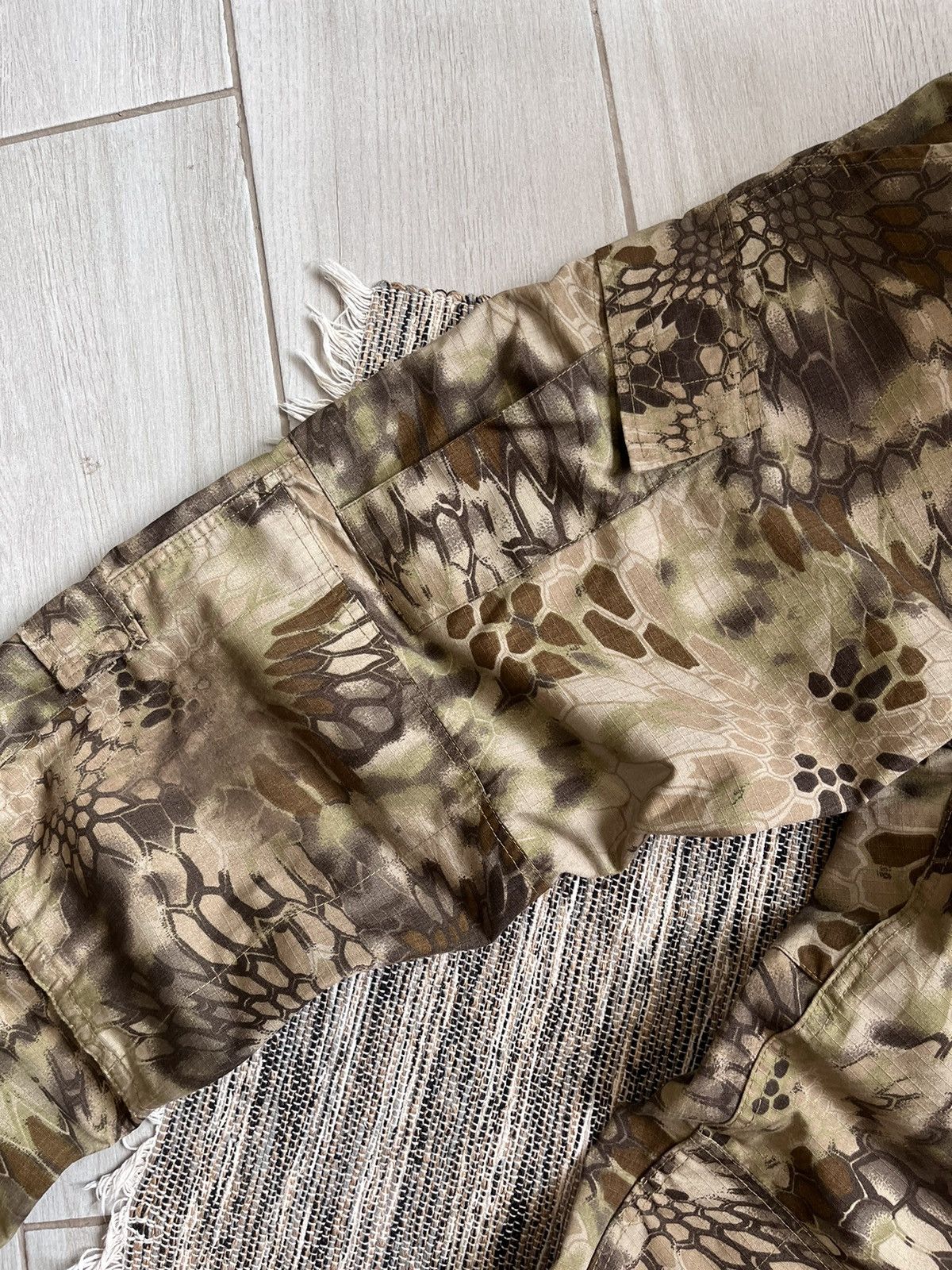 Vintage Vintage Camo trousers pants cargo drawstrings snake skin Size US 32 / EU 48 - 4 Thumbnail