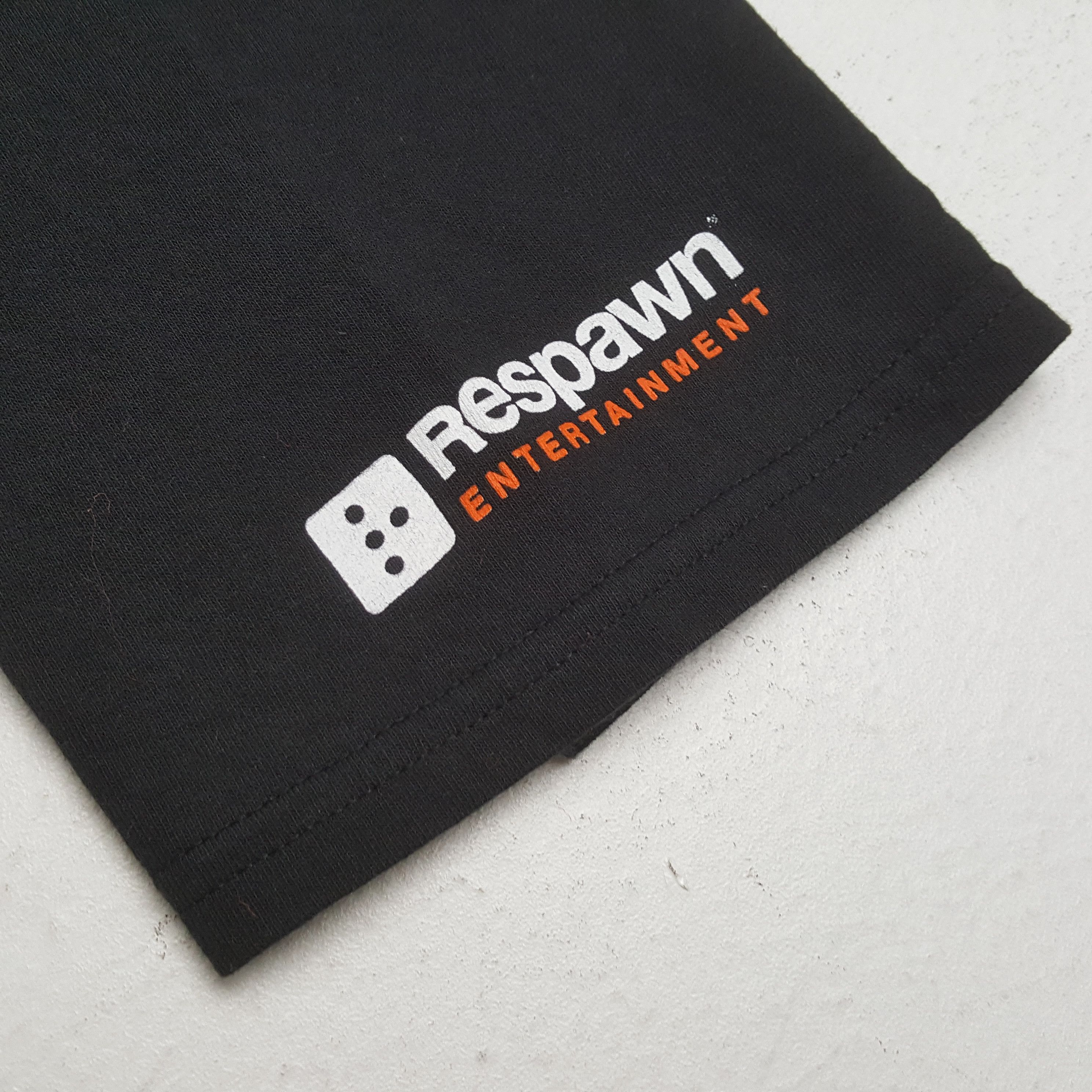 Playstation Vintage Titanfall Playstation Games T-Shirt C319N61 Size US XL / EU 56 / 4 - 8 Thumbnail