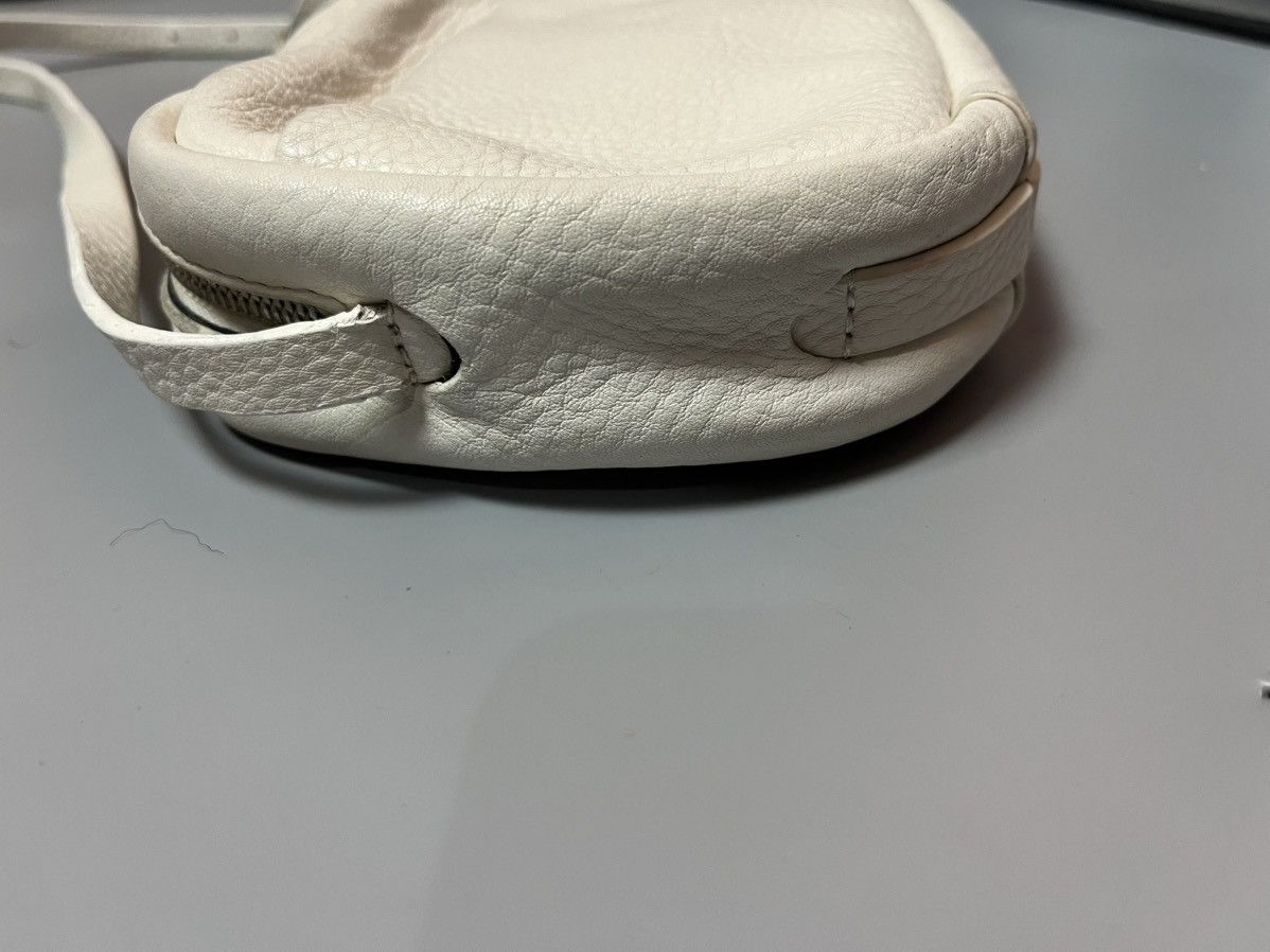 Balenciaga Balenciaga - Demna Gvasalia 2018 everyday xs camera bag Size ONE SIZE - 5 Thumbnail