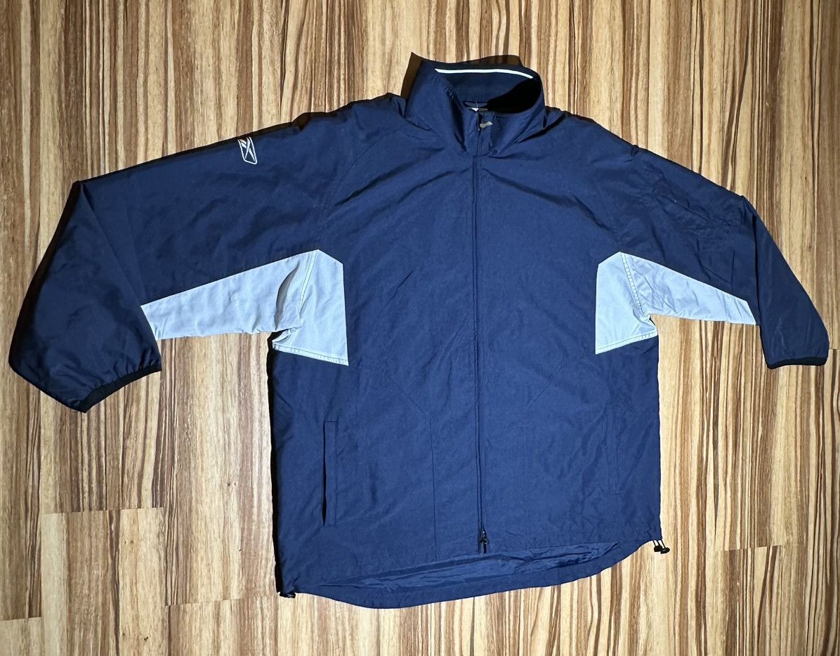 Reebok Vintage 2000s Reebok Men's Navy and WhiteWindbreaker Size2XL Size US XXL / EU 58 / 5 - 1 Thumbnail