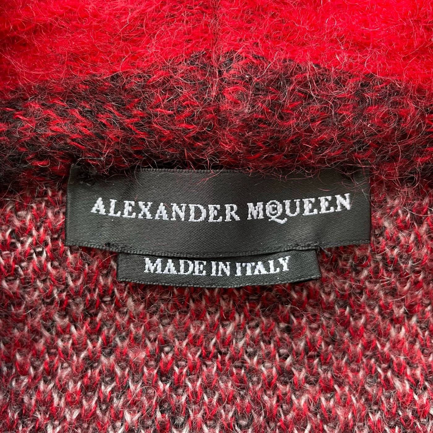 Alexander McQueen Alexander McQueen 99 New Runway Mohair Knit Red M Size US M / EU 48-50 / 2 - 5 Thumbnail