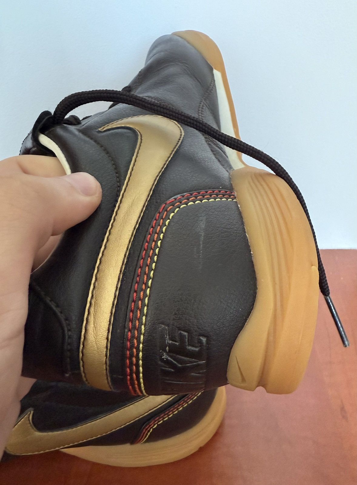 Nike Nike Tiempo R10 Ronaldinho Indoor RARE Soccer Shoes Brown Size US 7.5 / EU 40-41 - 8 Thumbnail