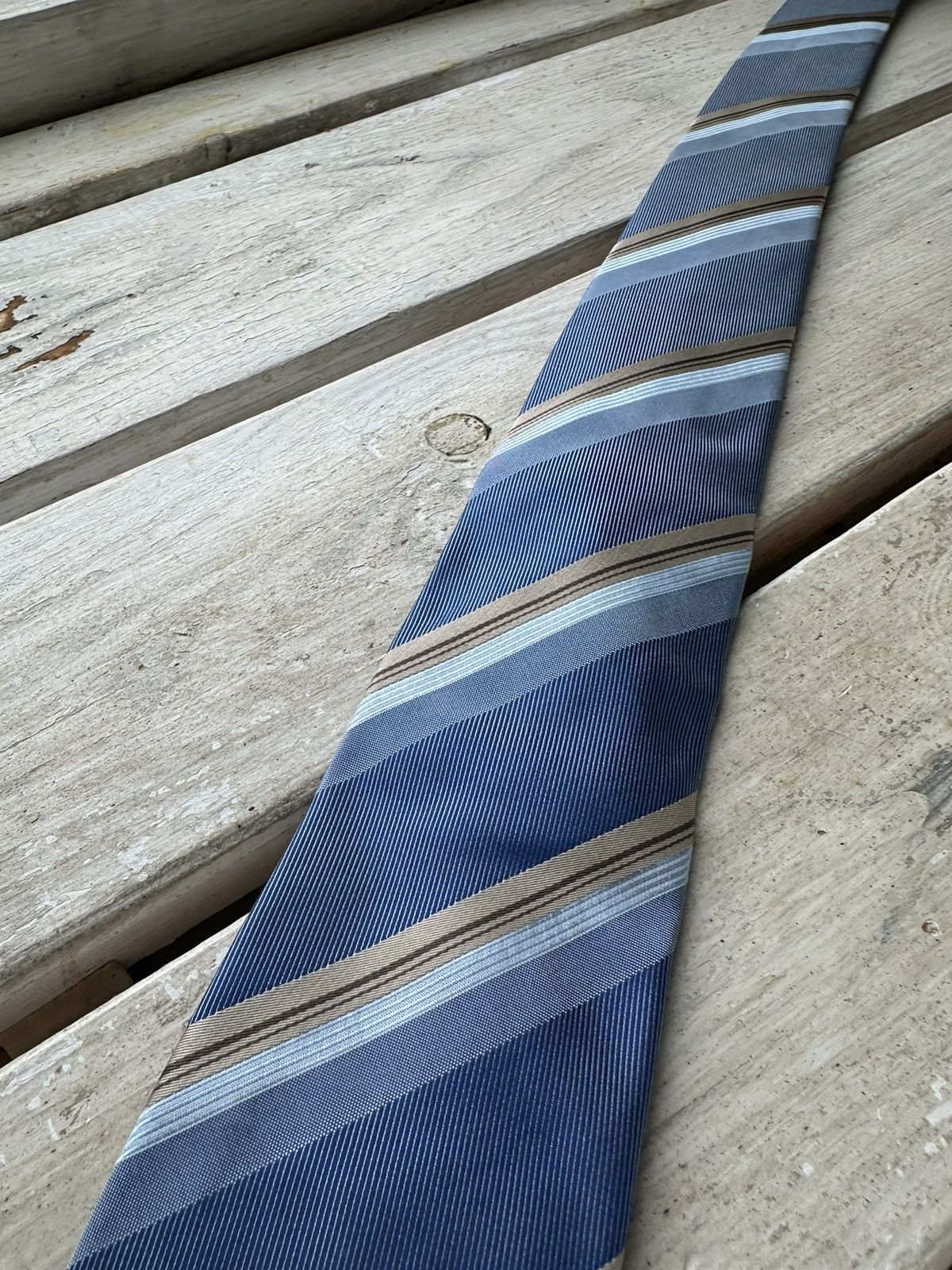 Designer × Hugo Boss 🚨RARE Hugo Boss Tie old money style Burgundy luxury monogram Size ONE SIZE - 7 Thumbnail