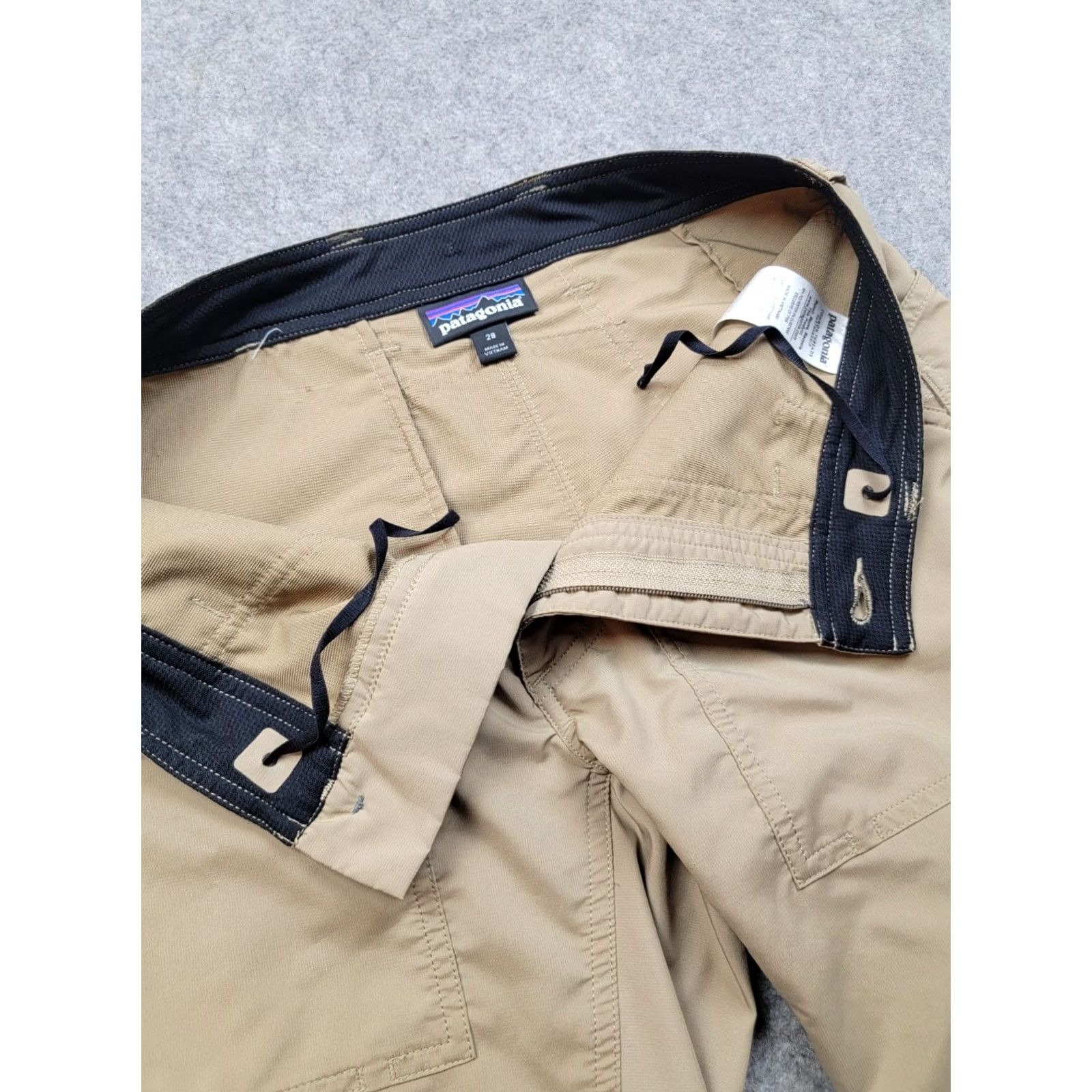 Patagonia Patagonia Shorts Mens 28 Brown 10'' Inseam Pockets Outdoor Hiking Bermuda Outdoor Mens Brown 28 Inseam 10" Patagonia Shorts Size US 28 / EU 44 - 7 Thumbnail