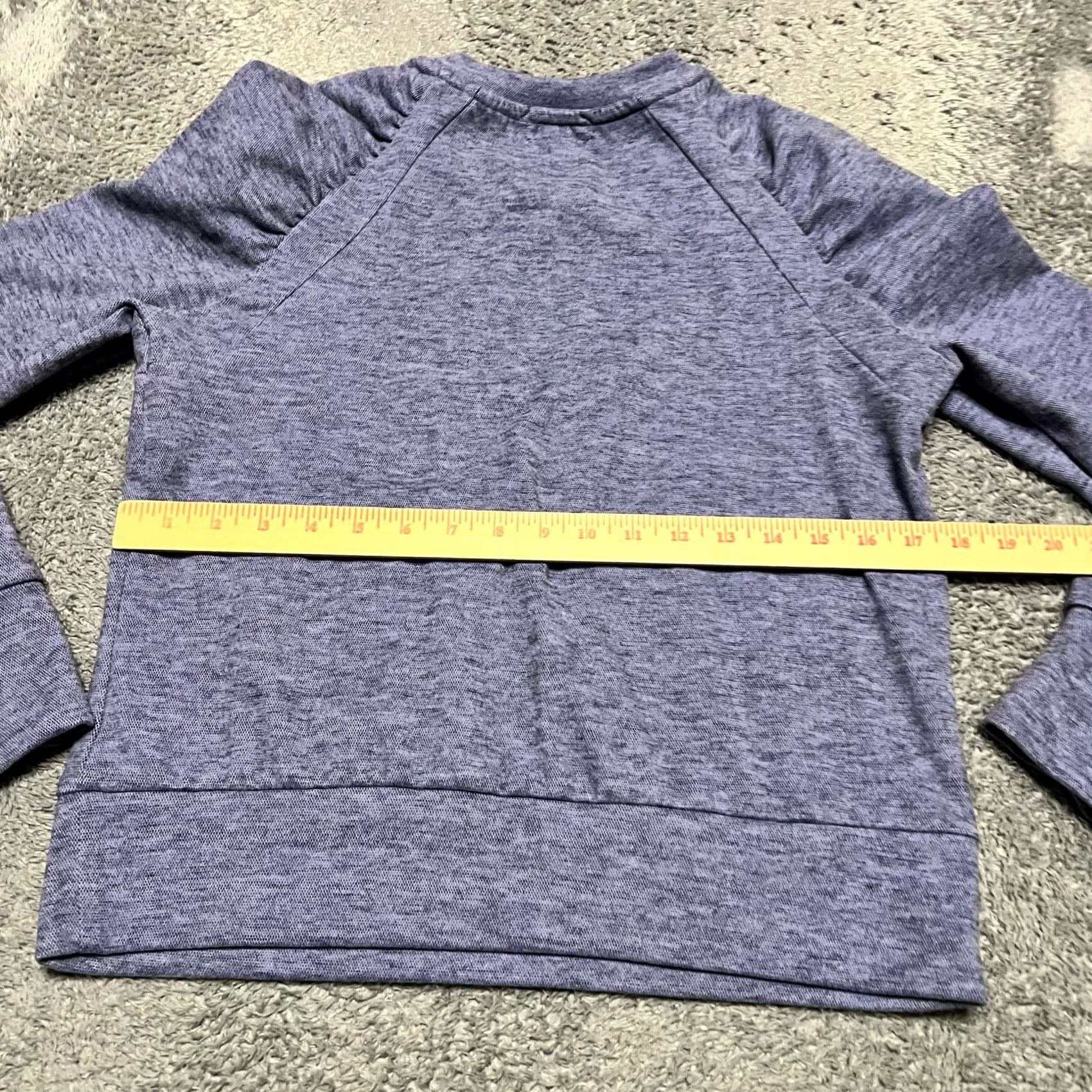 Vintage Evereve Sweatshirt Womens Small Purple Gray Ruffle Sleeve Crew Neck S Womens Pullover Shirt Game: none Size S / US 4 / IT 40 - 4 Thumbnail