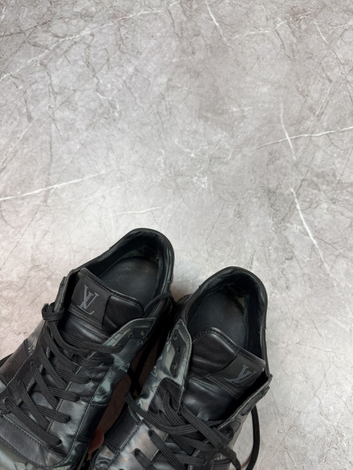 Louis Vuitton Louis Vuitton Run Away Sneaker Black Monogram Leather LV 10 Size US 11 / EU 44 - 21 Thumbnail