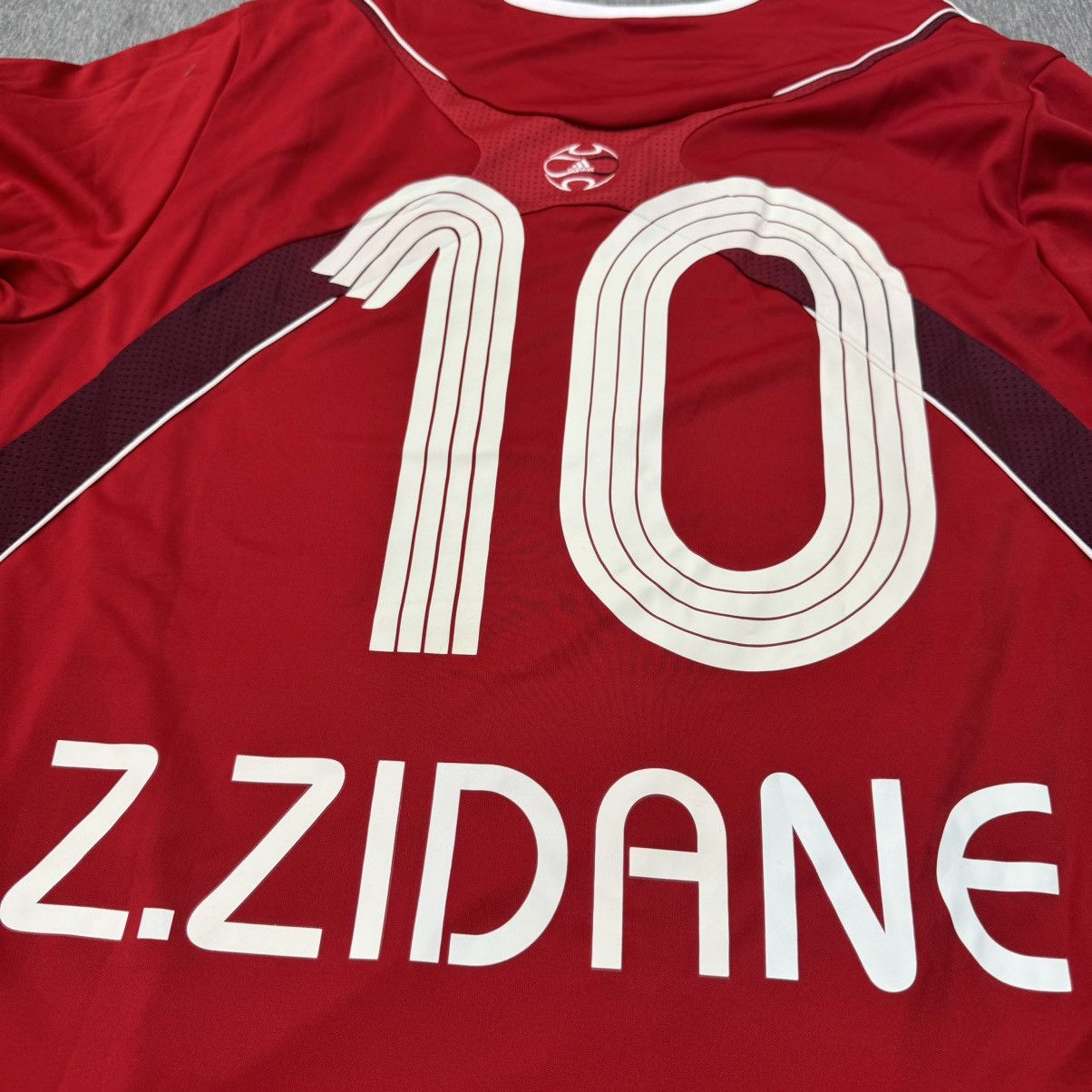 Adidas 2007 charity math shirt #10 Zidane (bnwt) Size US XL / EU 56 / 4 - 4 Thumbnail