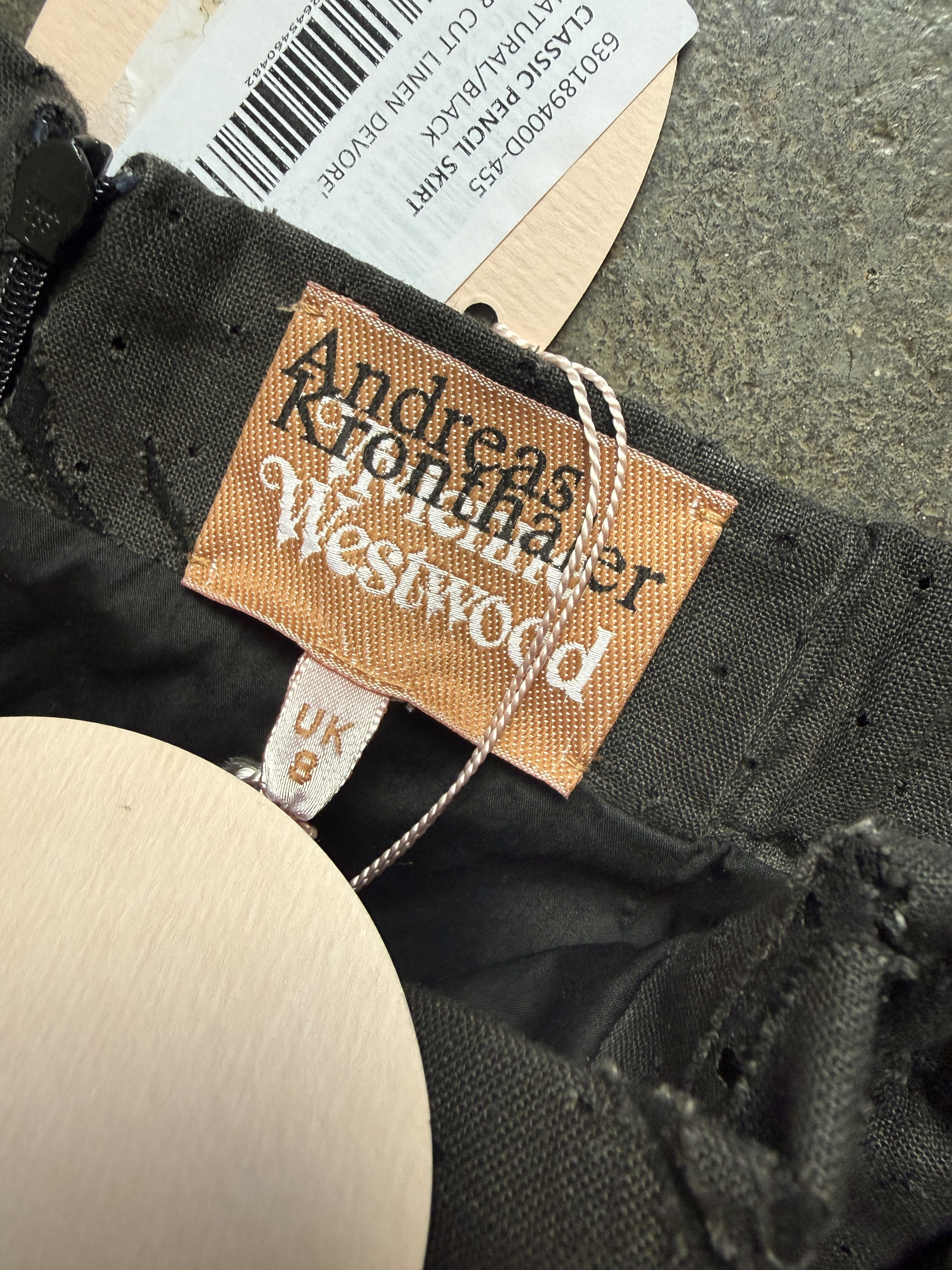 Vivienne Westwood 1,415$ 2016 Andreas Kronthaler Lazer Skirt w/ Metal Charms Size 27" / US 4 / IT 40 - 9 Thumbnail
