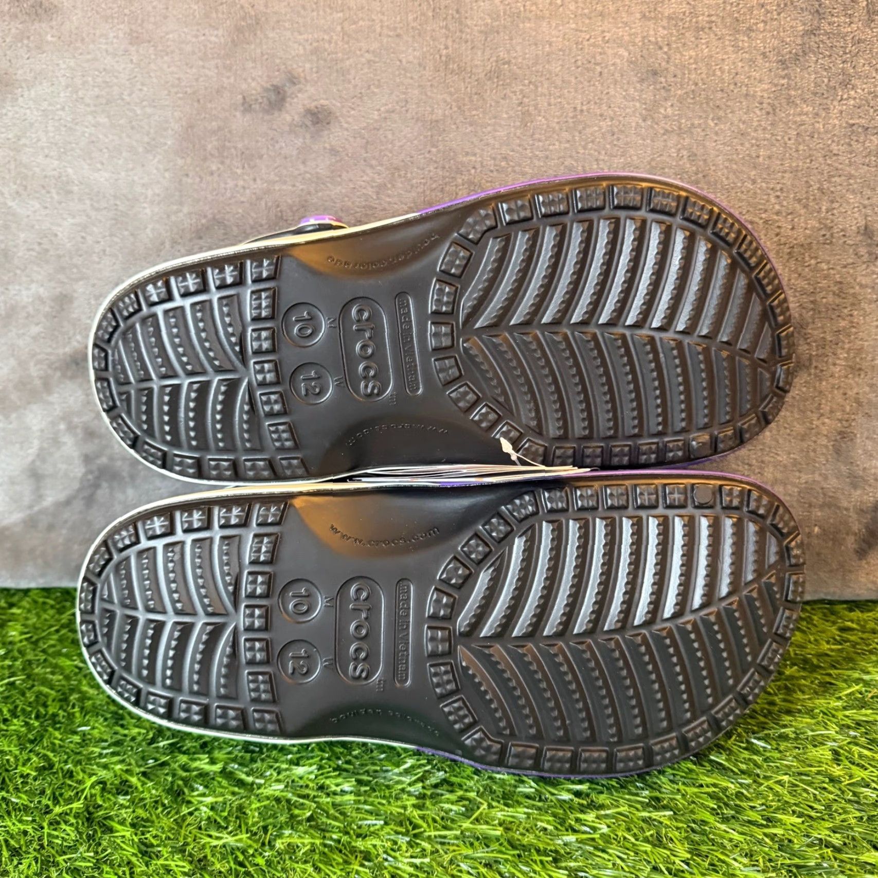 Crocs VINTAGE Dragon Ball Z Crocs Classic Clogs Purple Light Green Mens 10 Jibbitz Size US 10 / EU 43 - 7 Thumbnail