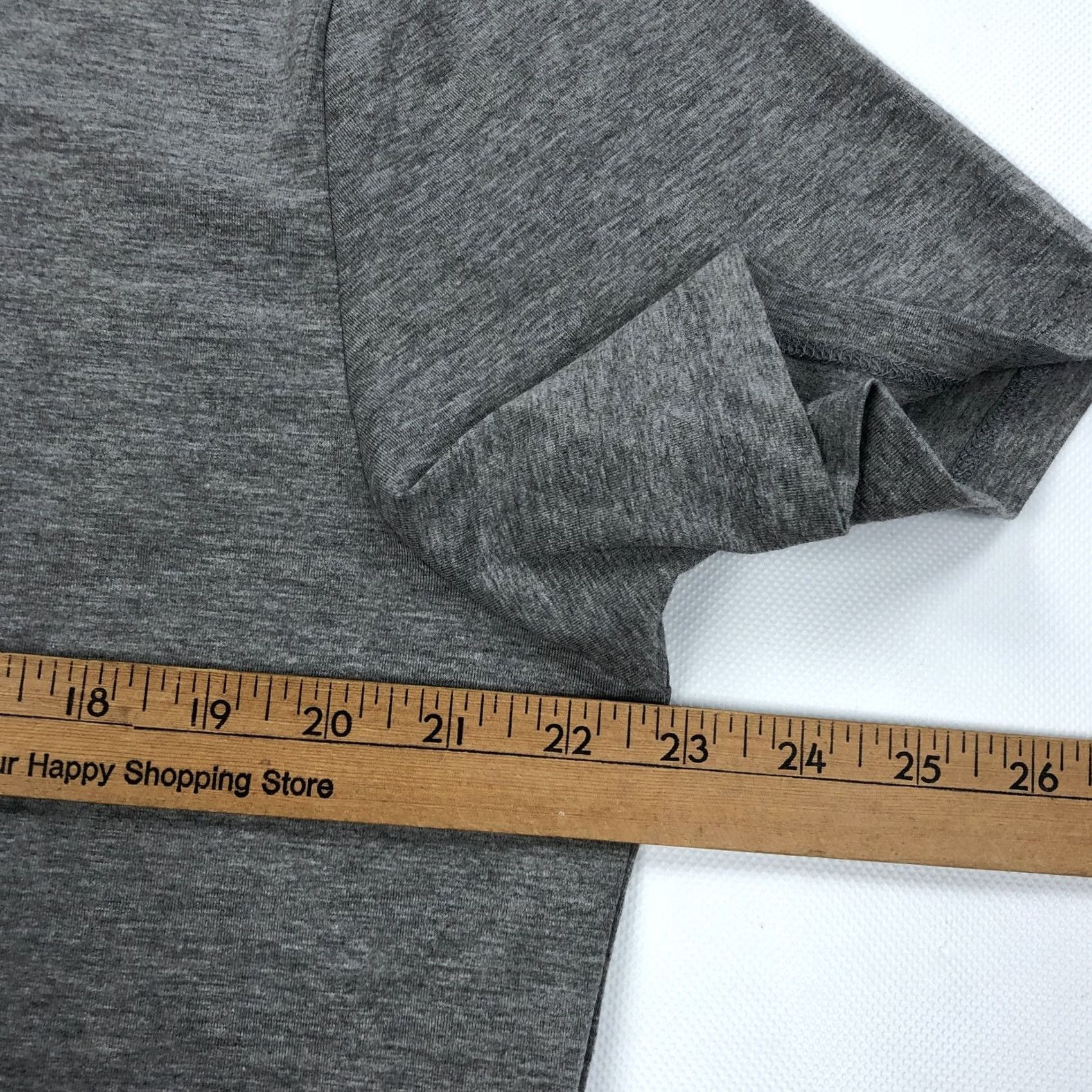 Cuts CUTS Men's Heather Grey Henley T-Shirt XL Curved Hem Button Short Sleeve Athletic Fit Size US XL / EU 56 / 4 - 6 Thumbnail