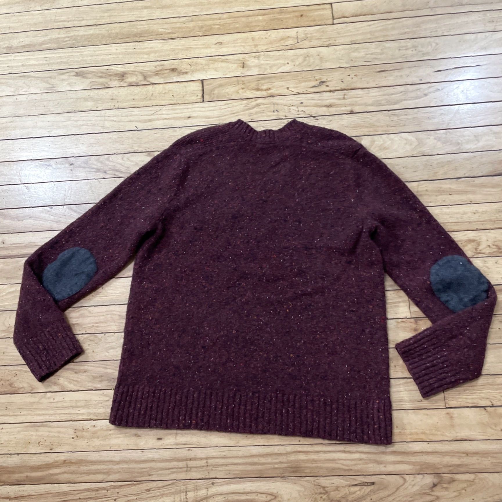 Banana Republic BANANA REPUBLIC Sweater Elbow Patches Wool Red L Unisex Adults Pullover Size L / US 10 / IT 46 - 2 Thumbnail