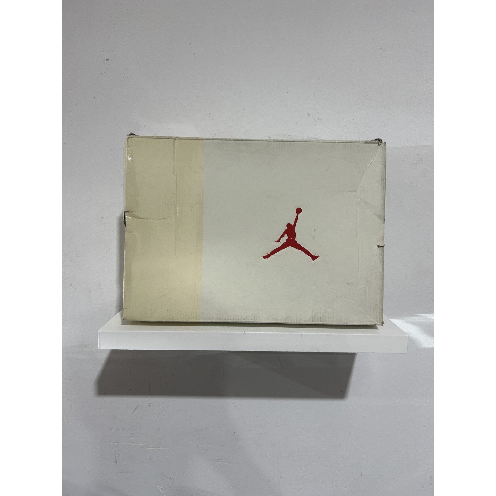 Jordan Brand NIKE JORDAN 3 MUSLIN 10 PREOWNED Size US 10 / EU 43 - 7 Thumbnail