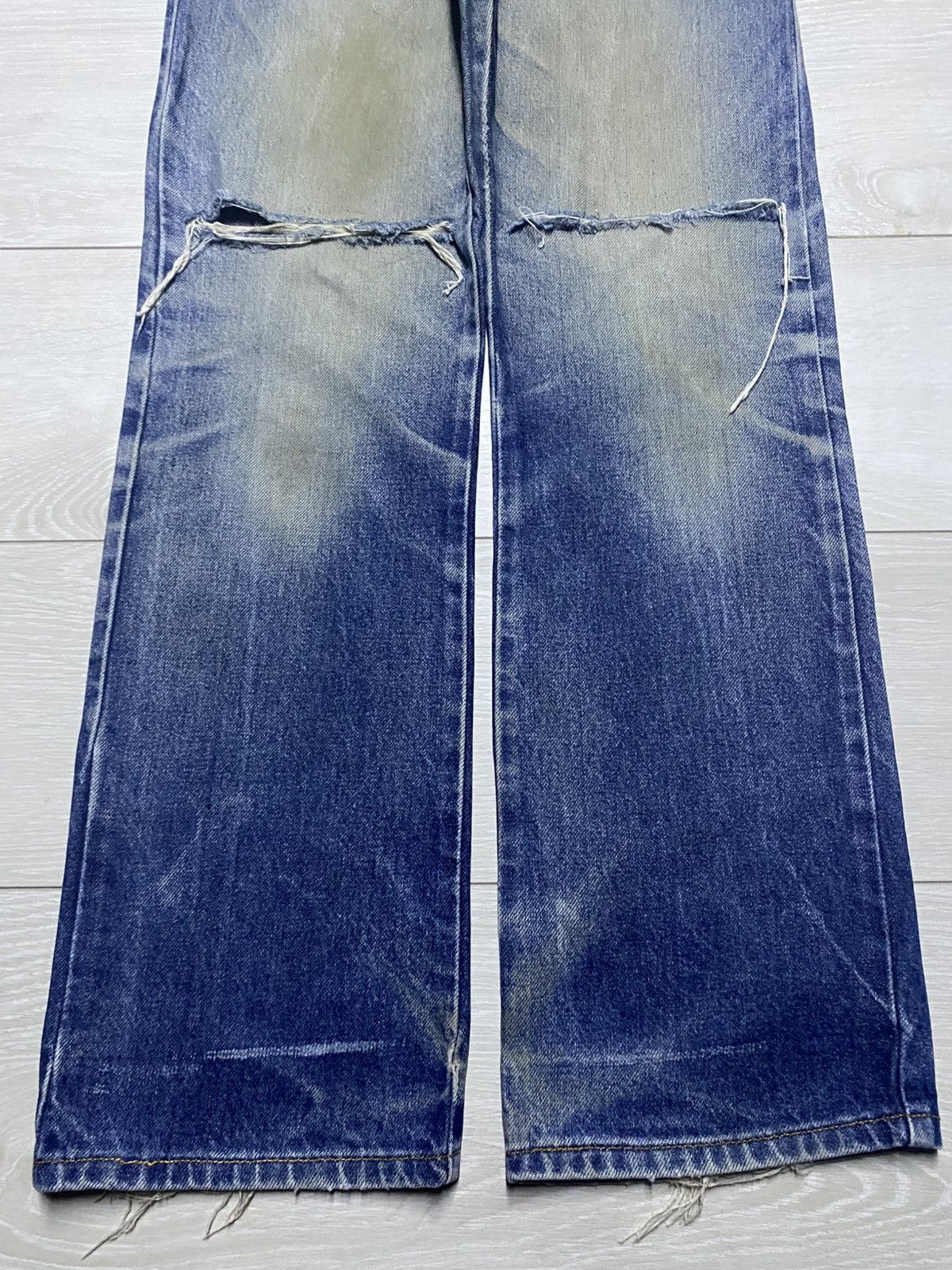 Levi's Vintage Levis 517 Mud Wash Distressed Bootcut Jeans Size US 29 - 5 Thumbnail