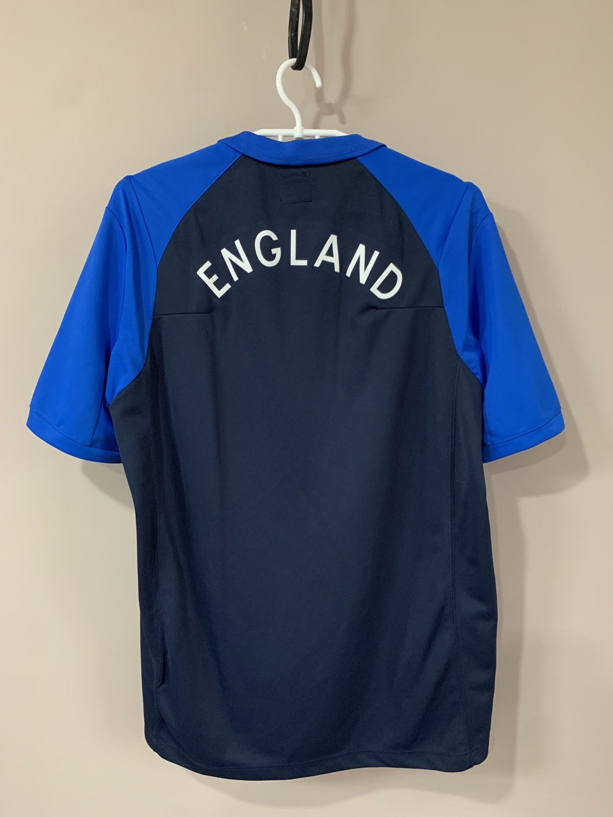 Umbro × Vintage England Football Shirt Umbro Soccer Vintage Jersey Size M Size US M / EU 48-50 / 2 - 2 Thumbnail