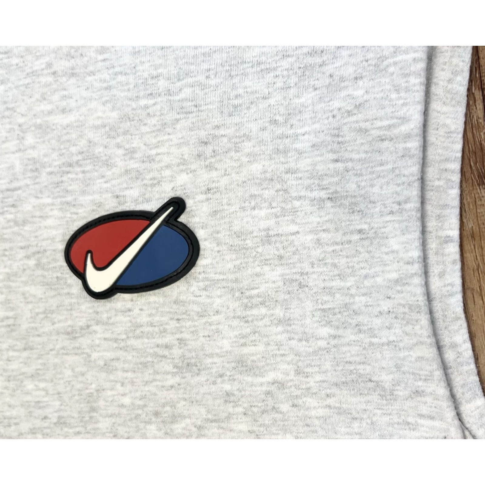 Nike VINTAGE Nike Tank Shirt Sleeveless 2XL USA Men’s 90s Gray Cotton Tank Top Crewneck Shirt Nike Big Center Swoosh Size US XXL / EU 58 / 5 - 2 Thumbnail