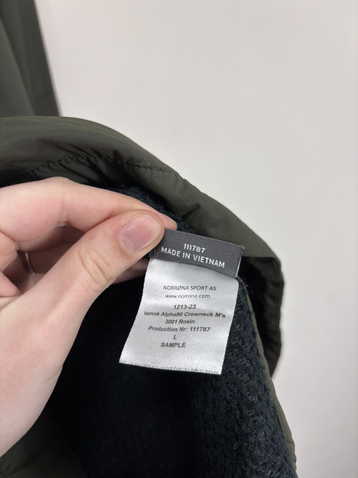 Norrona Norrona Tamok Alpha90 Crewneck Jacket Sample Olive Green Size US L / EU 52-54 / 3 - 14 Thumbnail