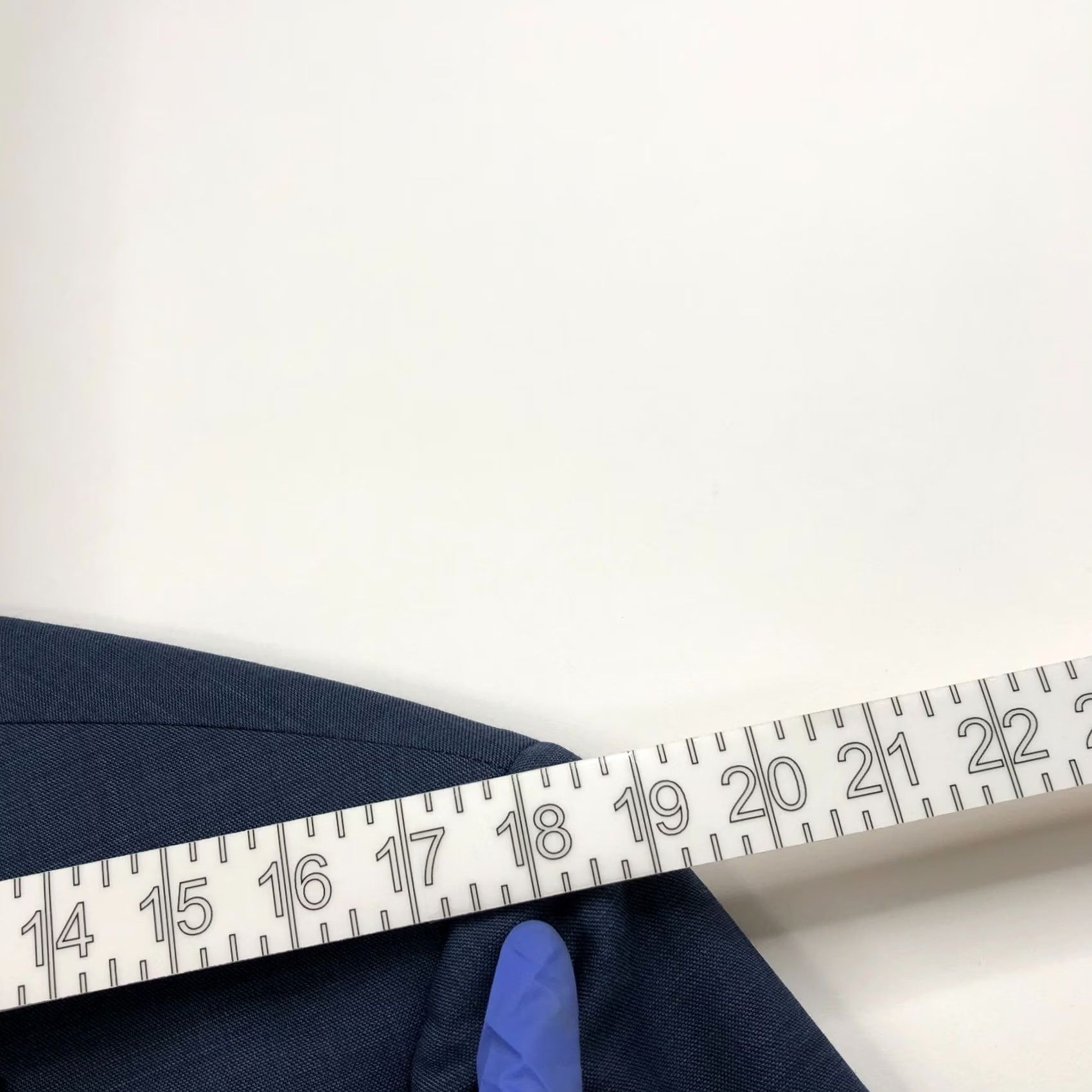 Vintage Penguin By Munsingwear Blazer Wool Blend 44R Blue Notch Lapel Double-Vented Regular Single-Breasted 2-Button Mens Jacket Coat Suit Blazer Vintage No Size 44R - 5 Thumbnail