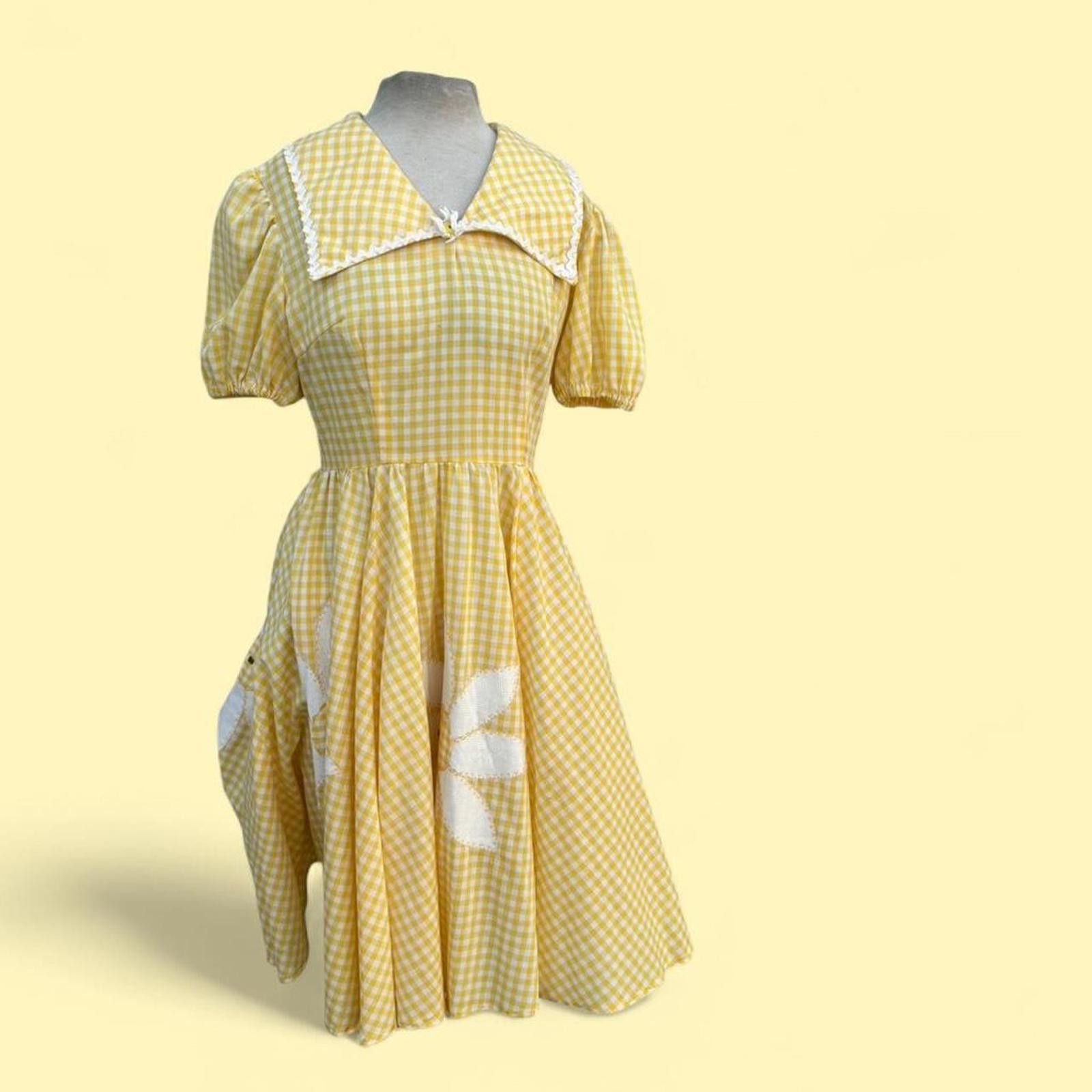 Other gingham dress with daisy flowers and a collar #cottagecore Size S / US 4 / IT 40 - 2 Thumbnail