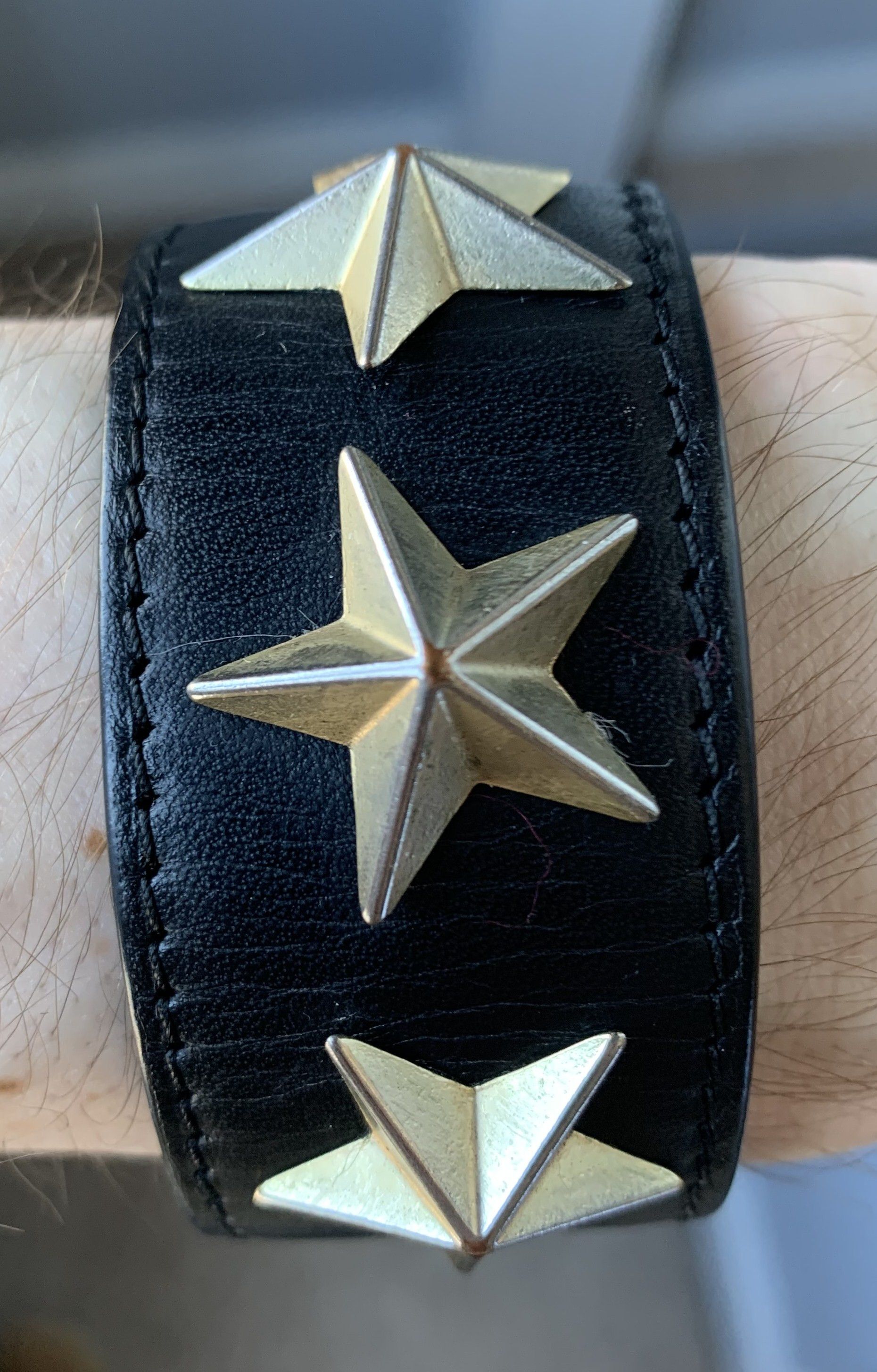 Givenchy Givenchy Stars Leather Bracelet! Size ONE SIZE - 1 Thumbnail