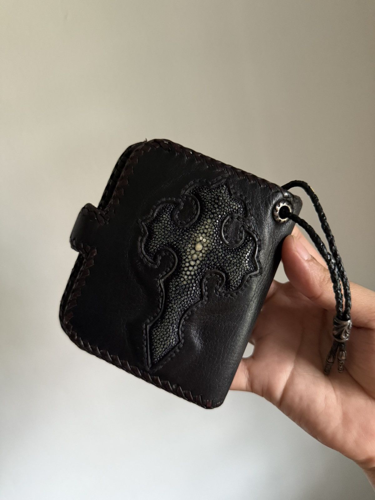Japanese Brand black stingray leather biker wallet featuring a gothic cross Size ONE SIZE - 2 Thumbnail