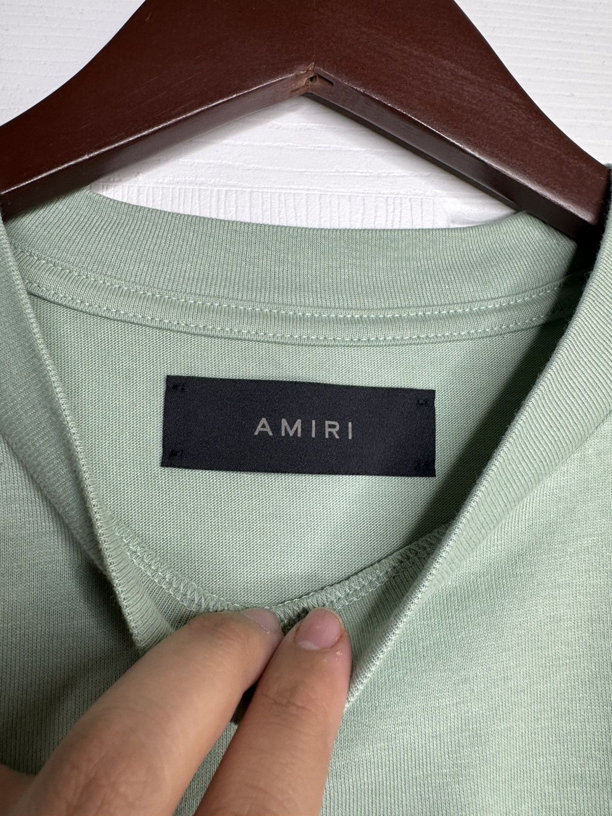 Amiri Amiri staggered logo tee green Size US L / EU 52-54 / 3 - 3 Thumbnail