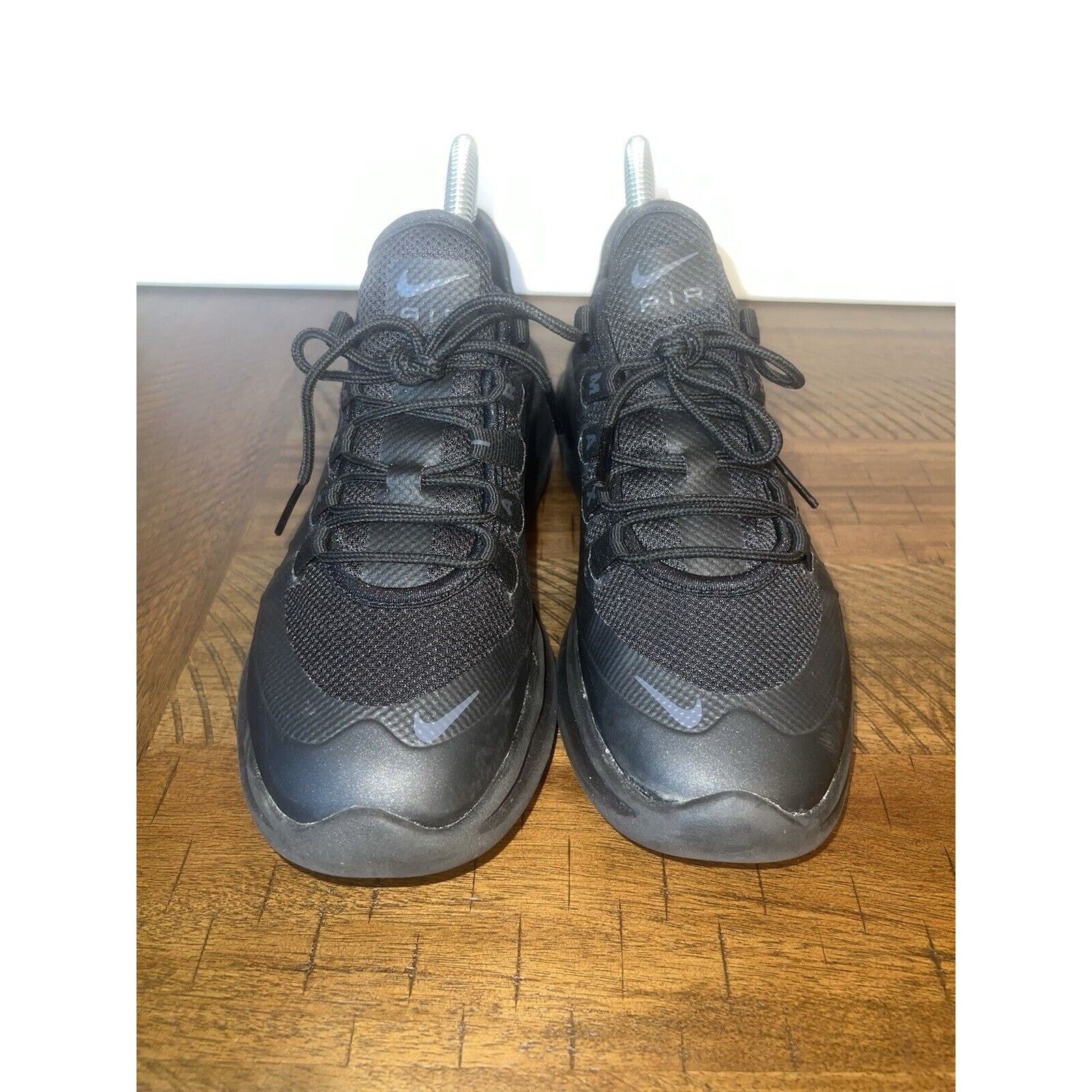 Nike Nike Air Max Axis Sneakers Womens 6 Black Lace Up Athletic Size US 6 / IT 36 - 5 Thumbnail