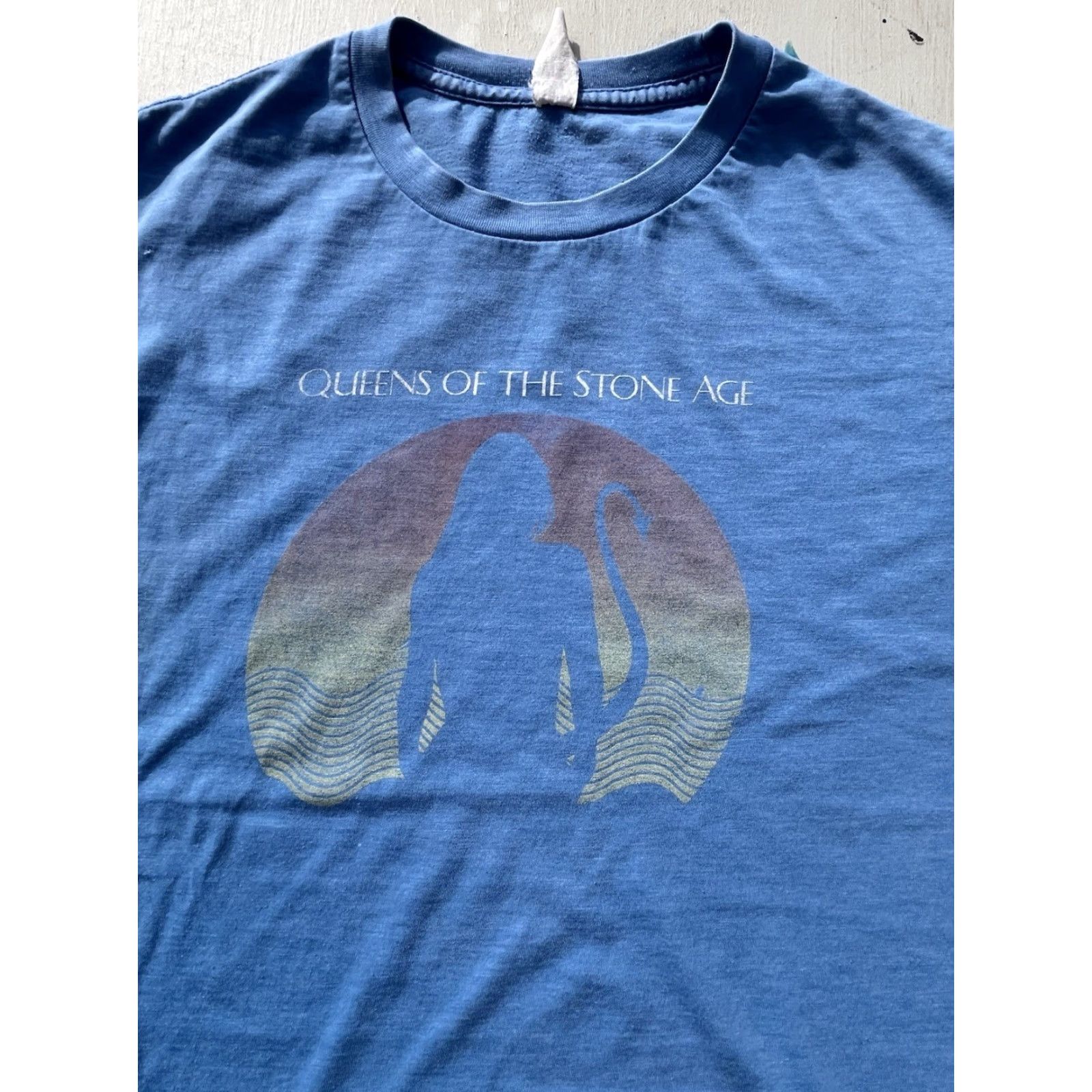Vintage Queens of the Stone Age T-Shirt Blue Spell-Out M Rock Desert Music 90s Beach Bohemian California Theme Mens Short Sleeve Crew Neck Cotton Blend Size US S / EU 44-46 / 1 - 2 Thumbnail