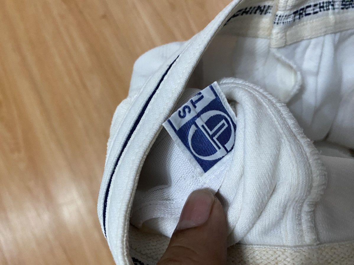 Sergio Tacchini Vintage sergio tacchini short pant sportwear Size US 28 / EU 44 - 6 Thumbnail