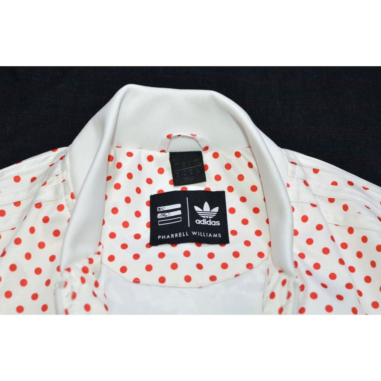 Adidas adidas Men’s Pharrell Williams White Red Polka Dot Track Top Jacket M Size Windbreaker Shirt Body Adult Mens Size US M / EU 48-50 / 2 - 4 Thumbnail