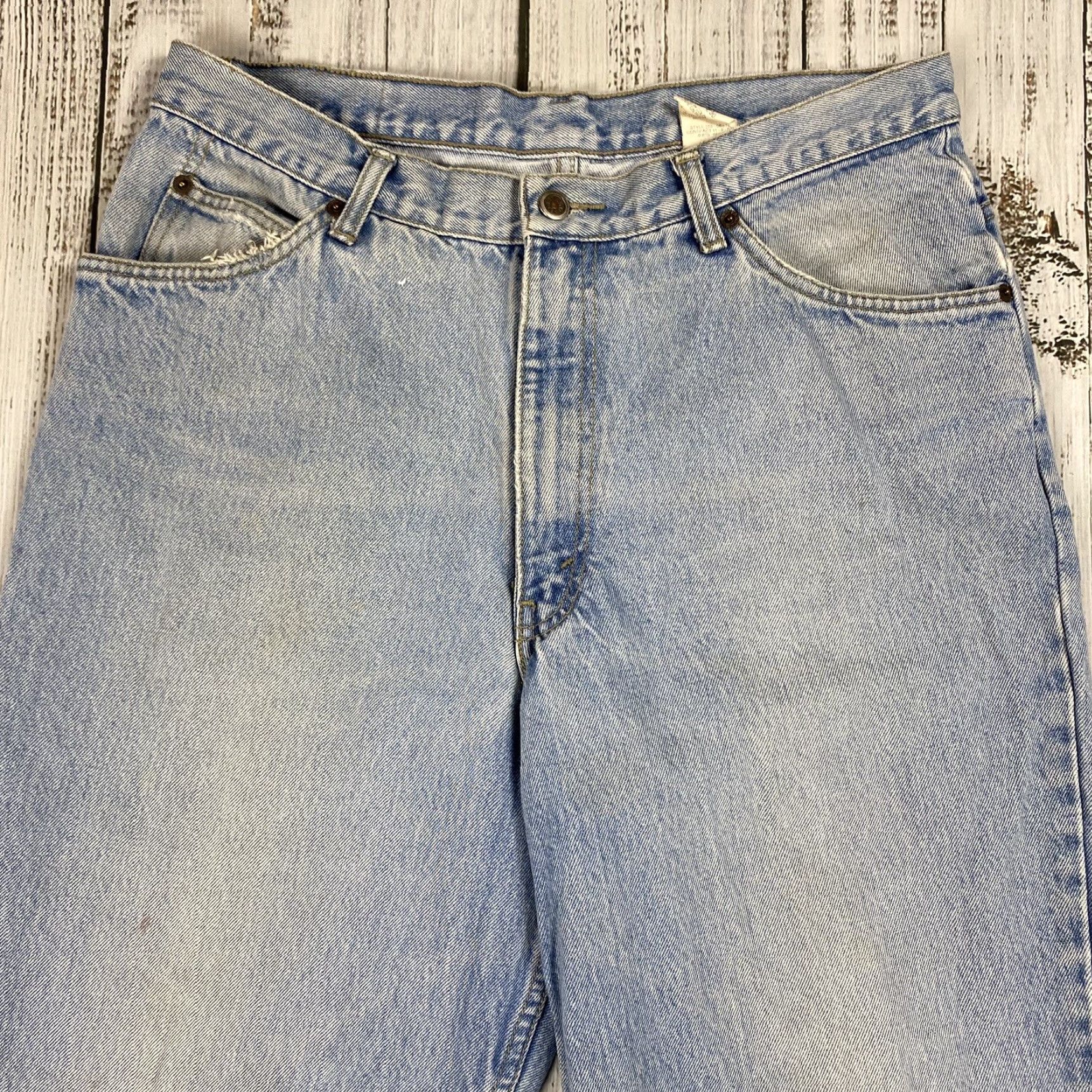Denime VINTAGE Brittania Levis Tapered Light Wash Denim Jeans 34x30 90s Classic Mens Blue Size US 34 / EU 50 - 2 Thumbnail