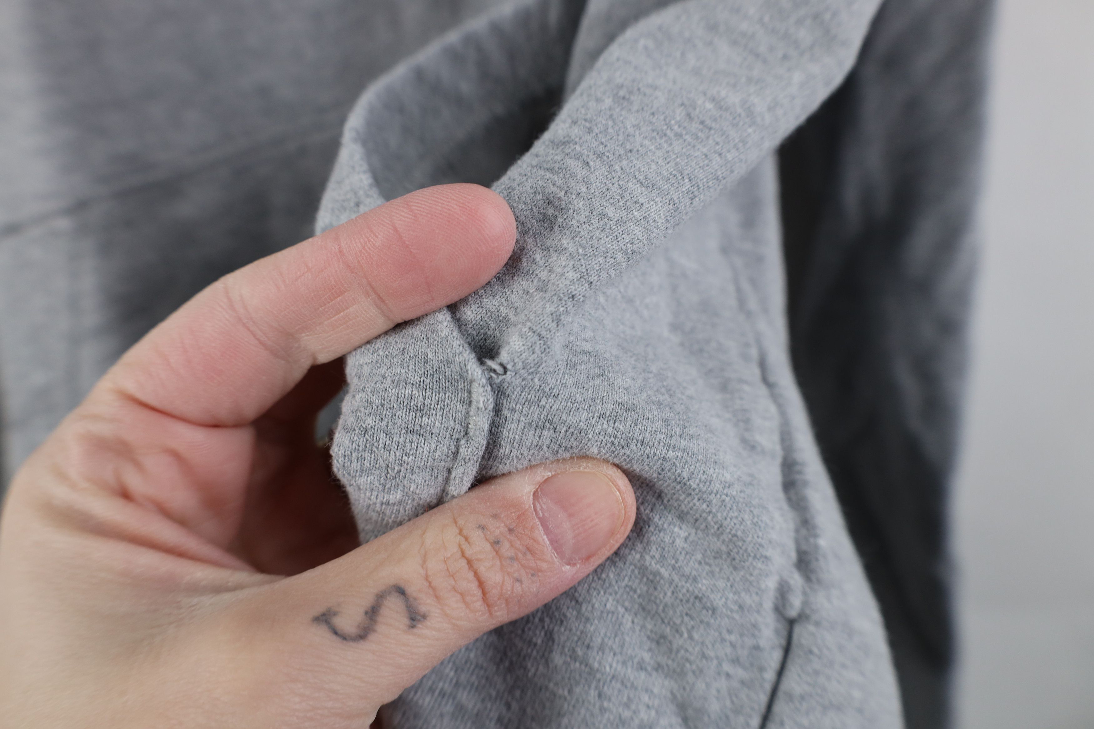 Oakley Vintage Y2K Oakley Spell Out Hoodie Sweatshirt Heather Gray Size US L / EU 52-54 / 3 - 9 Thumbnail