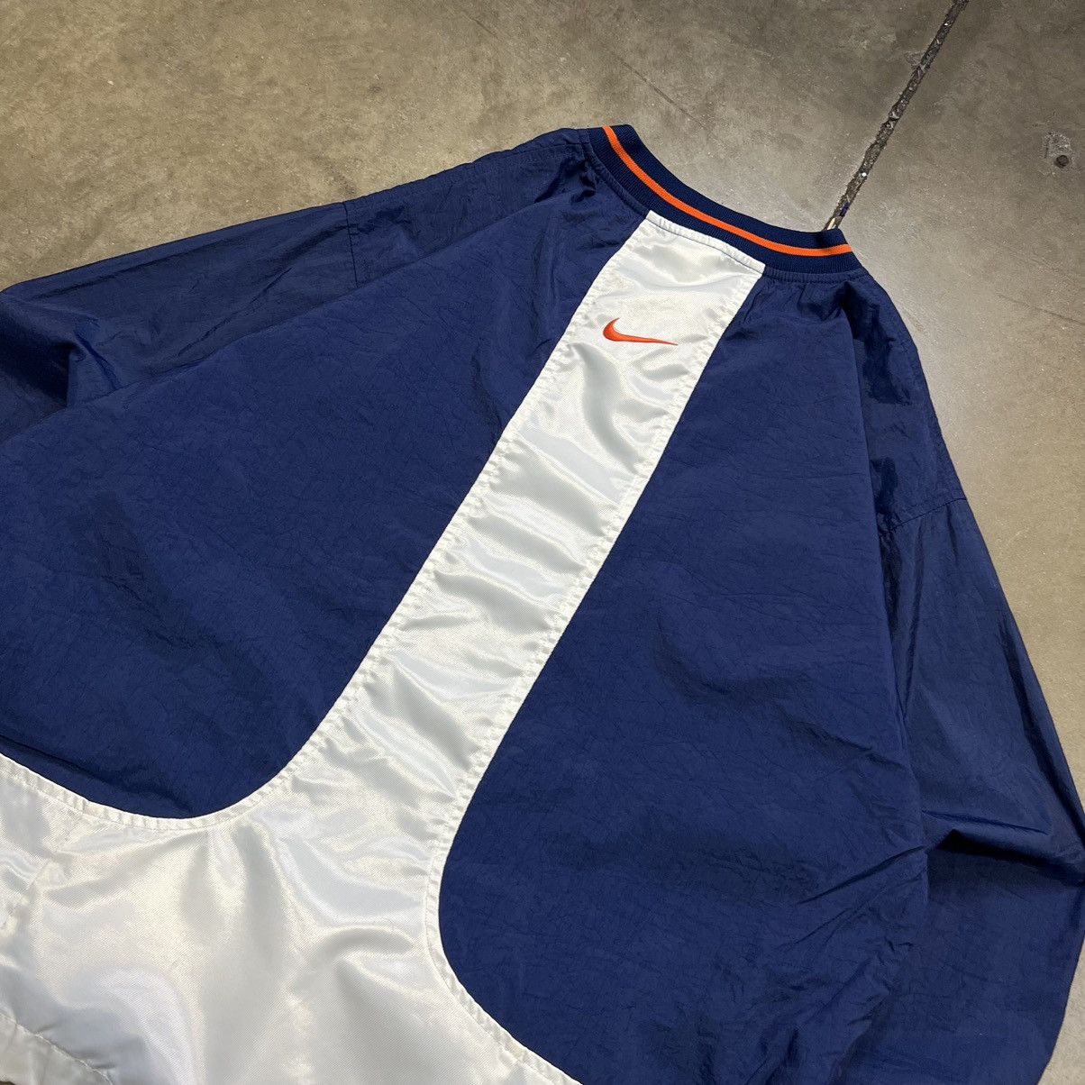 Nike × Vintage Vintage 90s Nike Windbreaker Jacket Mini Center Swoosh Boxy Size US XL / EU 56 / 4 - 6 Thumbnail
