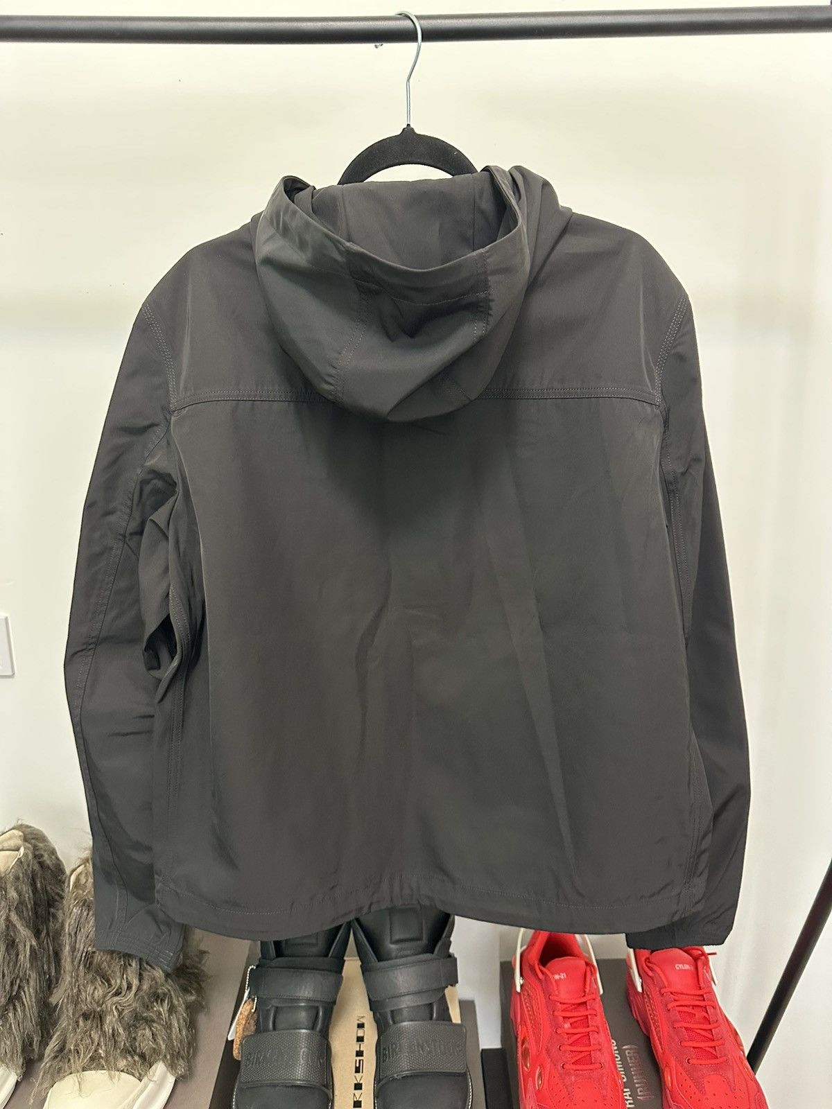 1017 ALYX 9SM 1017 ALYX 9SM Windbreaker — Size L Size US L / EU 52-54 / 3 - 2 Thumbnail