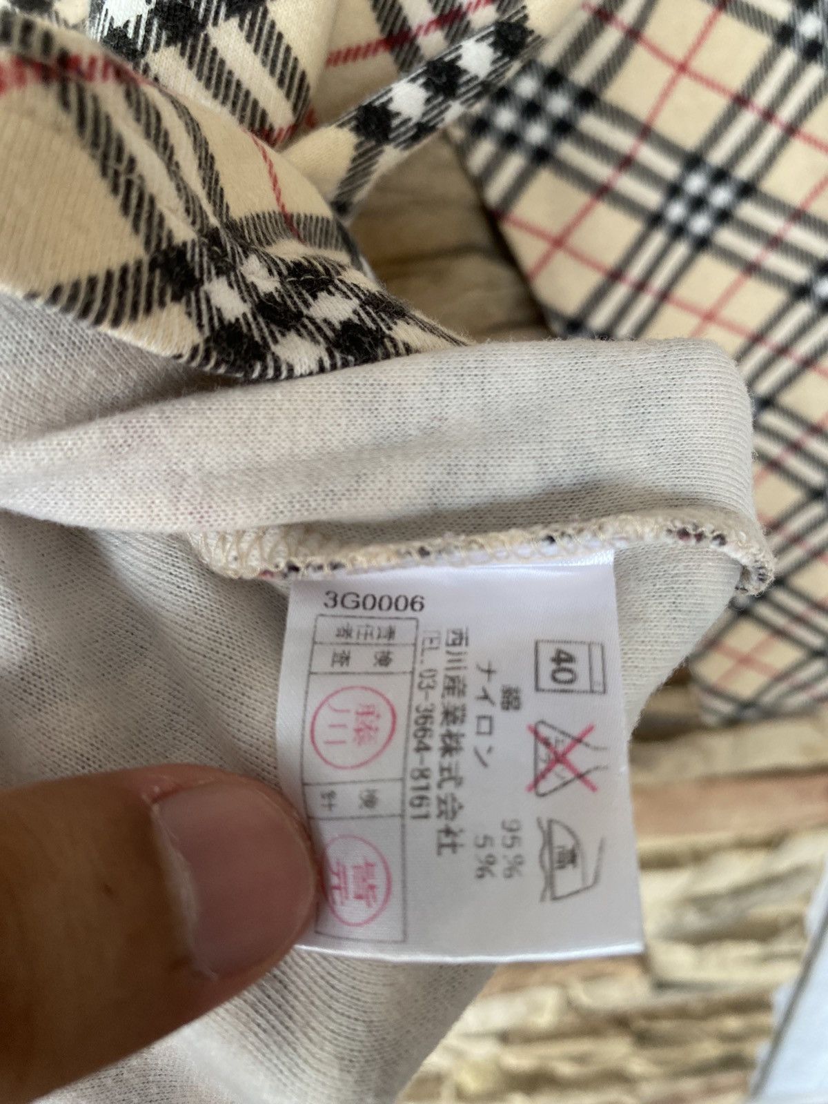Burberry Vintage Burberry London Checkered Nova Check Classic Monogram Long Sleeve Tees Size US S / EU 44-46 / 1 - 8 Thumbnail