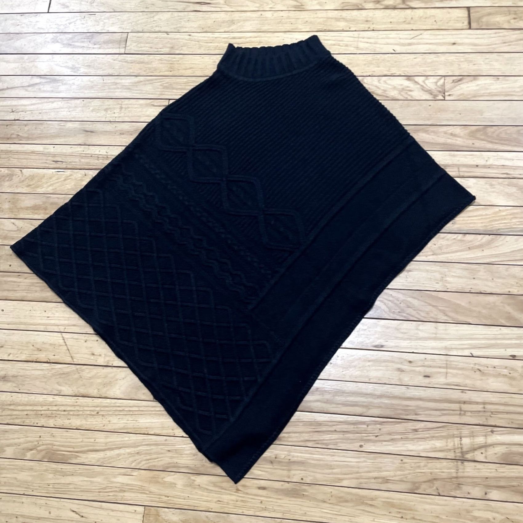 Vintage VINTAGE Ivy Knit Poncho Top Kafkan Cable Knit Black Women M Black Old Money Chic Sweater Ladies Casual Built-in Stretch 80s 90s y2k Size M / US 6-8 / IT 42-44 - 3 Thumbnail