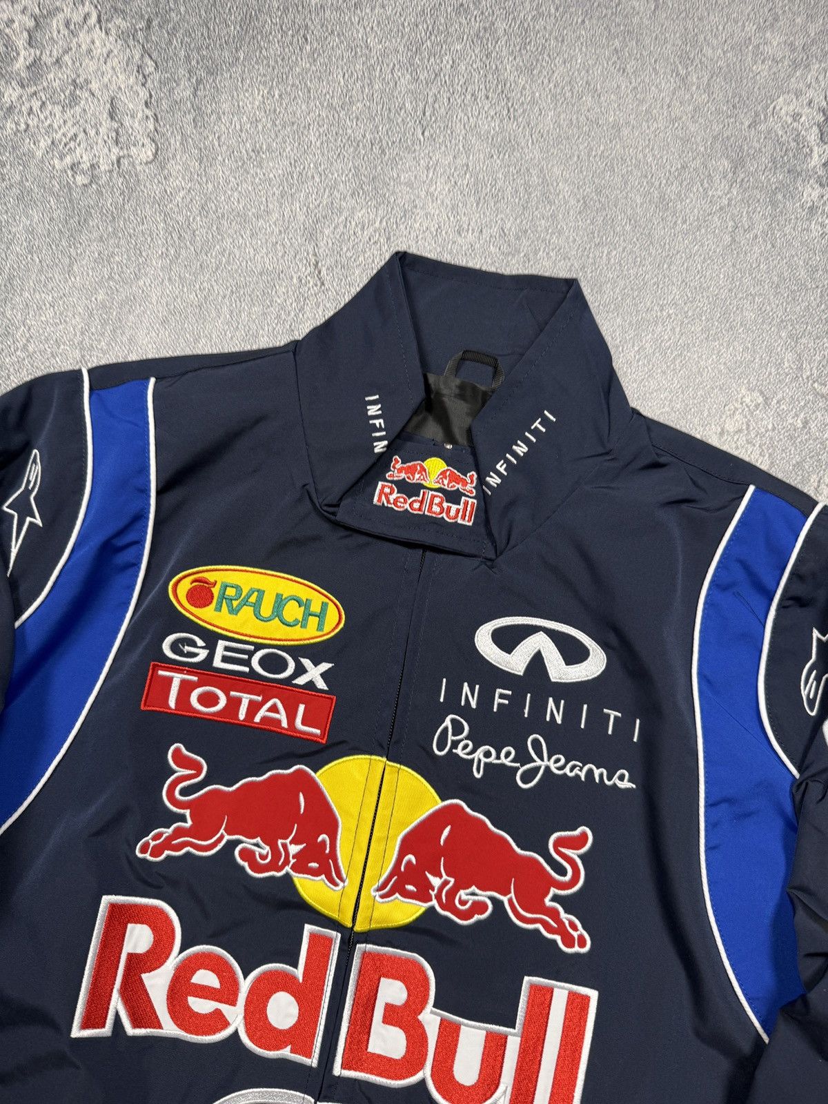 Red Bull Red Bull Infinity Racing F1 Team Windbreaker Bomber Jacket Size US L / EU 52-54 / 3 - 3 Thumbnail