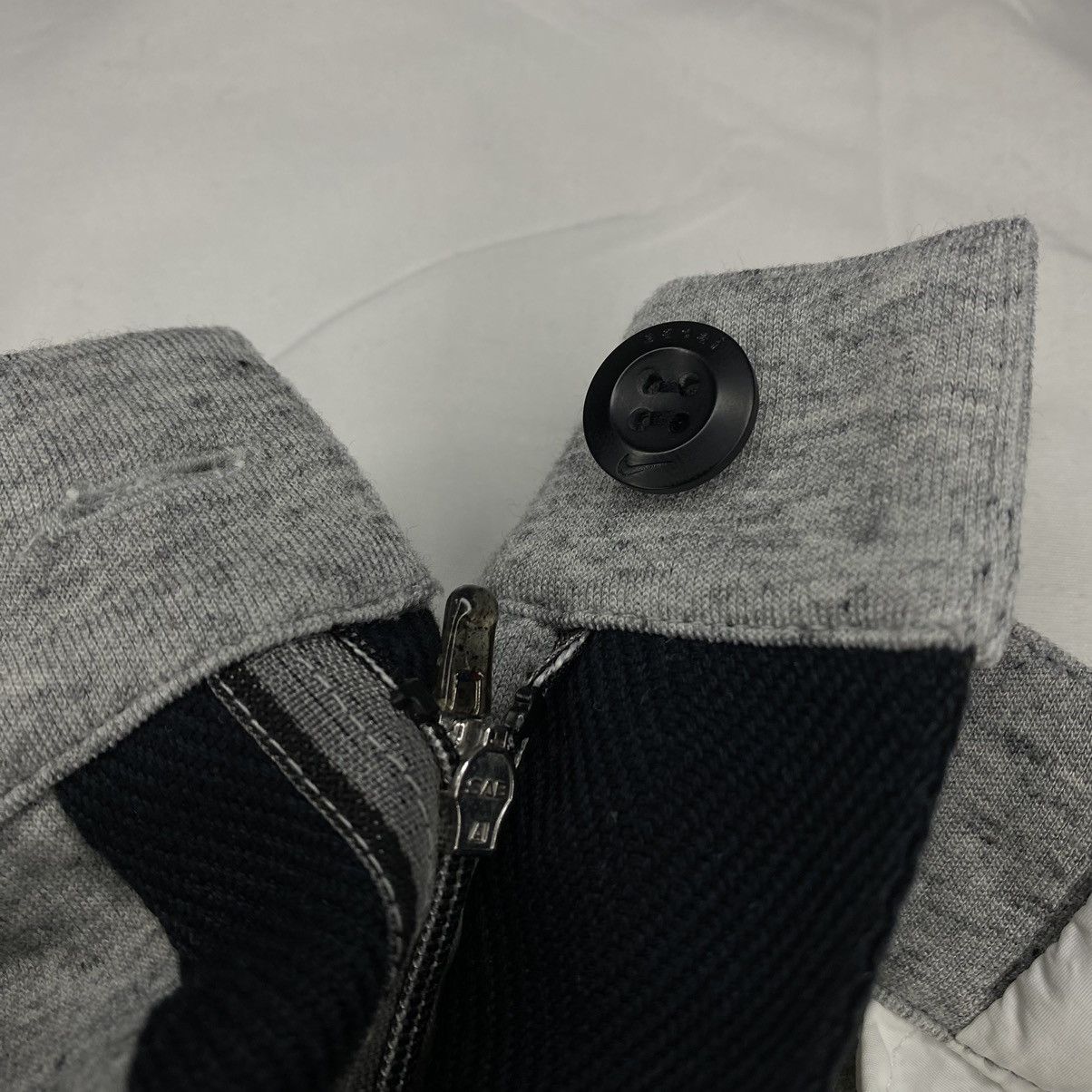 Nike × Sacai Nike Sacai Fleece Sweatpants Size US 31 - 11 Thumbnail