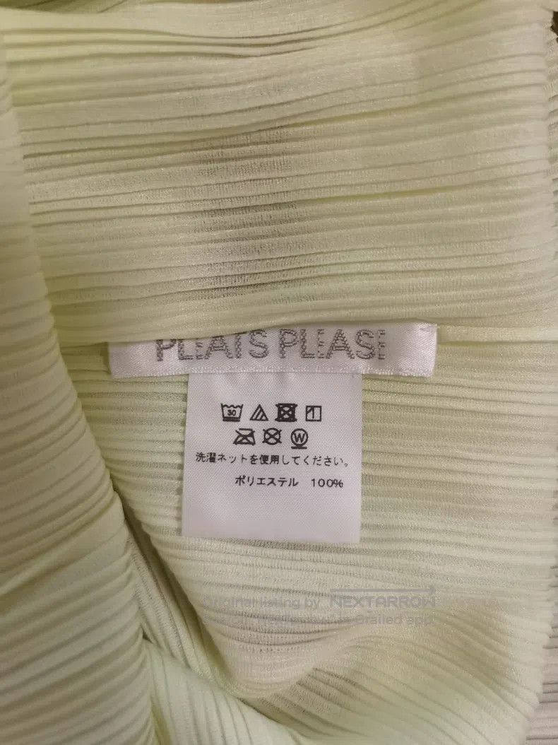 Issey Miyake Issey Miyake Pleated Mock Neck Long Sleeve Top Size L / US 10 / IT 46 - 4 Thumbnail